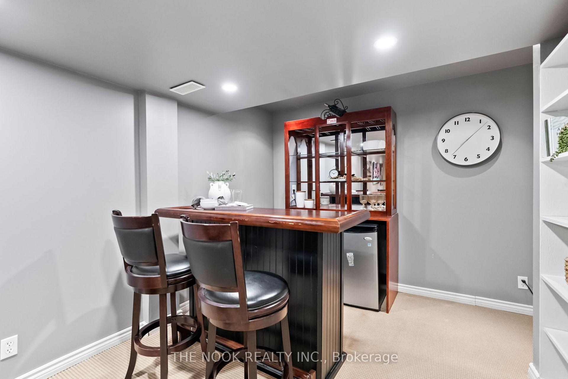 Photo 37 of 109 Brownridge Place, Whitby, Williamsburg — HOMEH