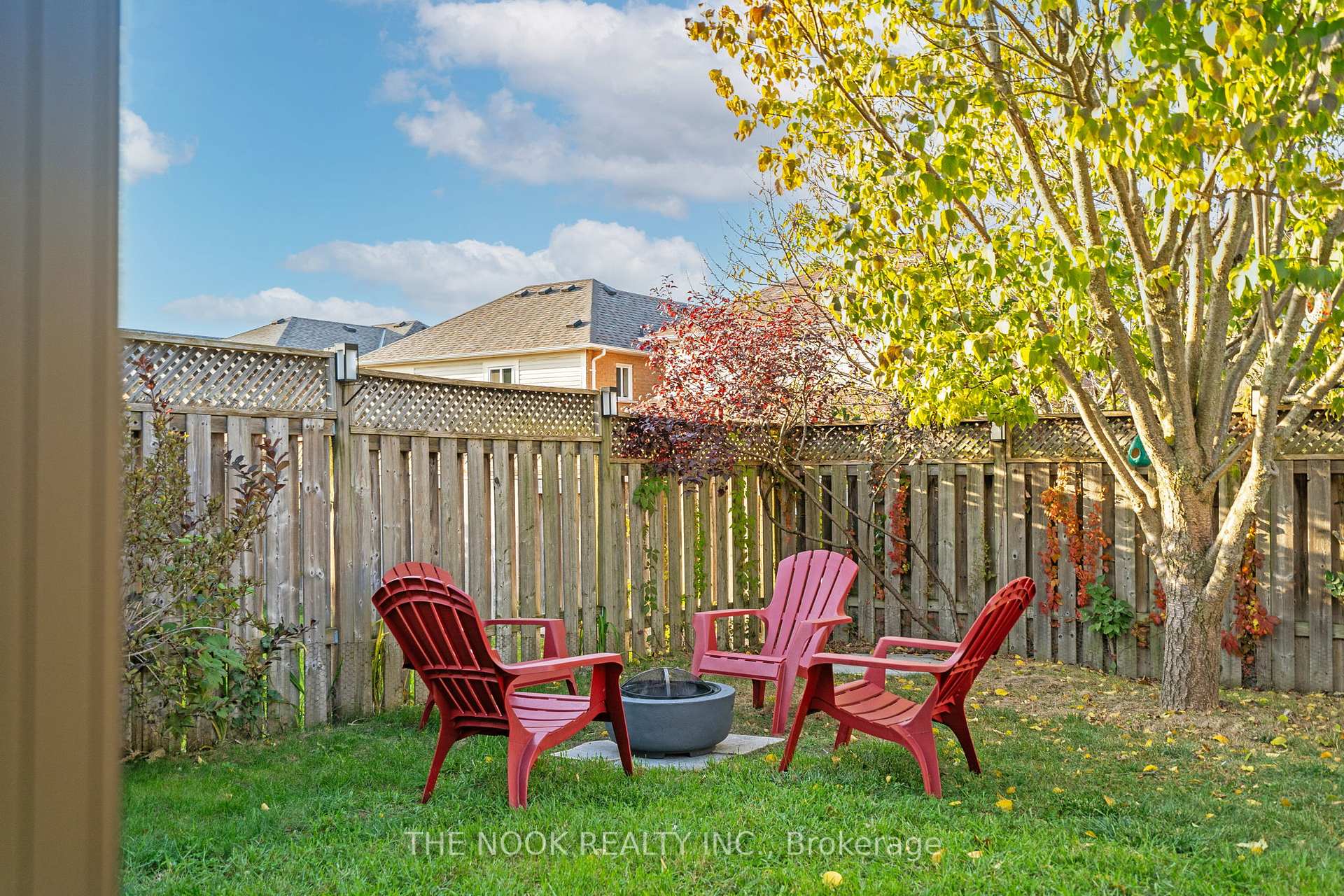 Photo 47 of 109 Brownridge Place, Whitby, Williamsburg — HOMEH