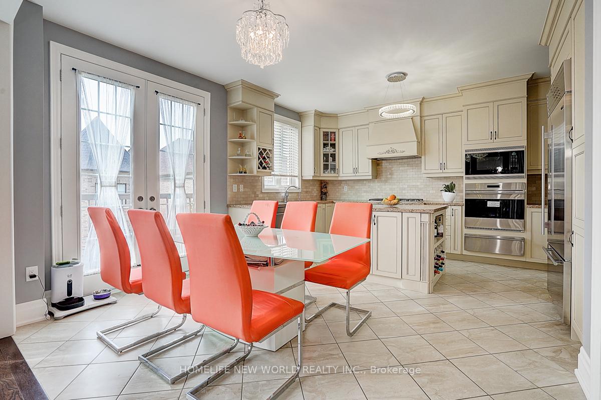 Photo 9 of 123 Fitzmaurice Drive, Vaughan, Patterson — HOMEH
