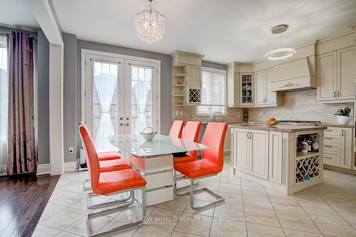 Photo 10 of 123 Fitzmaurice Drive, Vaughan, Patterson — HOMEH