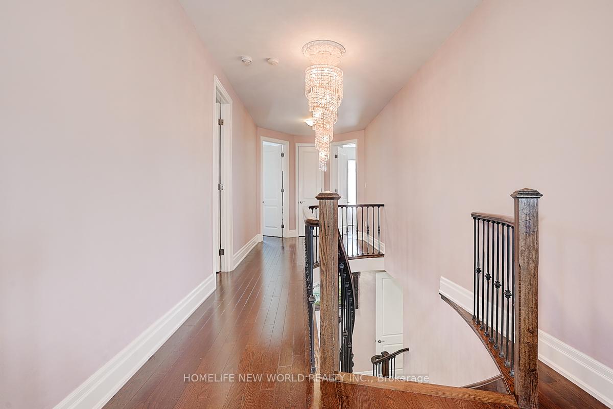 Photo 19 of 123 Fitzmaurice Drive, Vaughan, Patterson — HOMEH