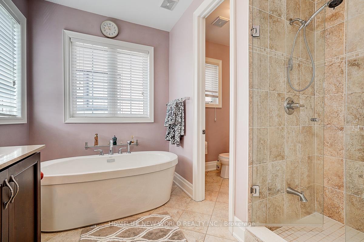 Photo 25 of 123 Fitzmaurice Drive, Vaughan, Patterson — HOMEH