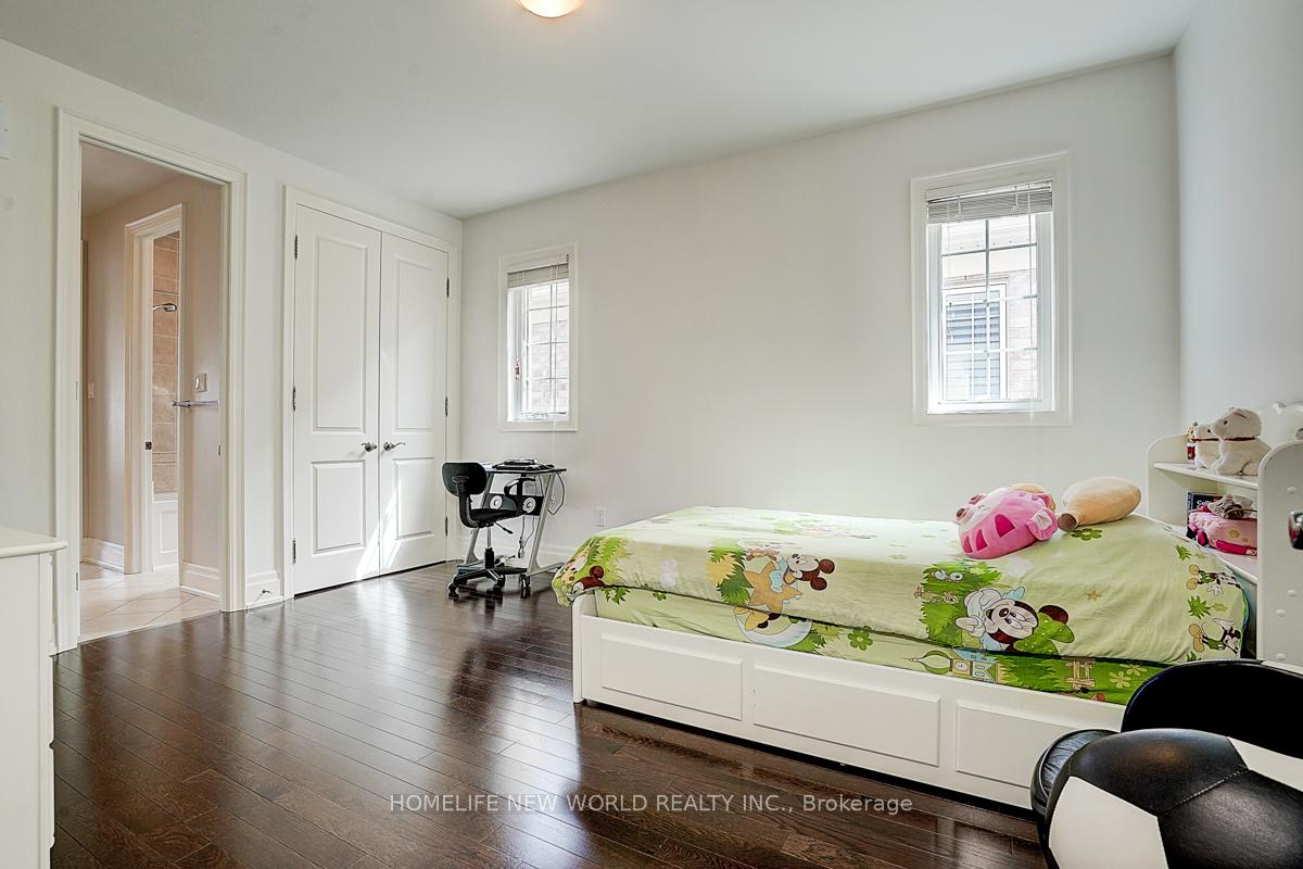 Photo 26 of 123 Fitzmaurice Drive, Vaughan, Patterson — HOMEH