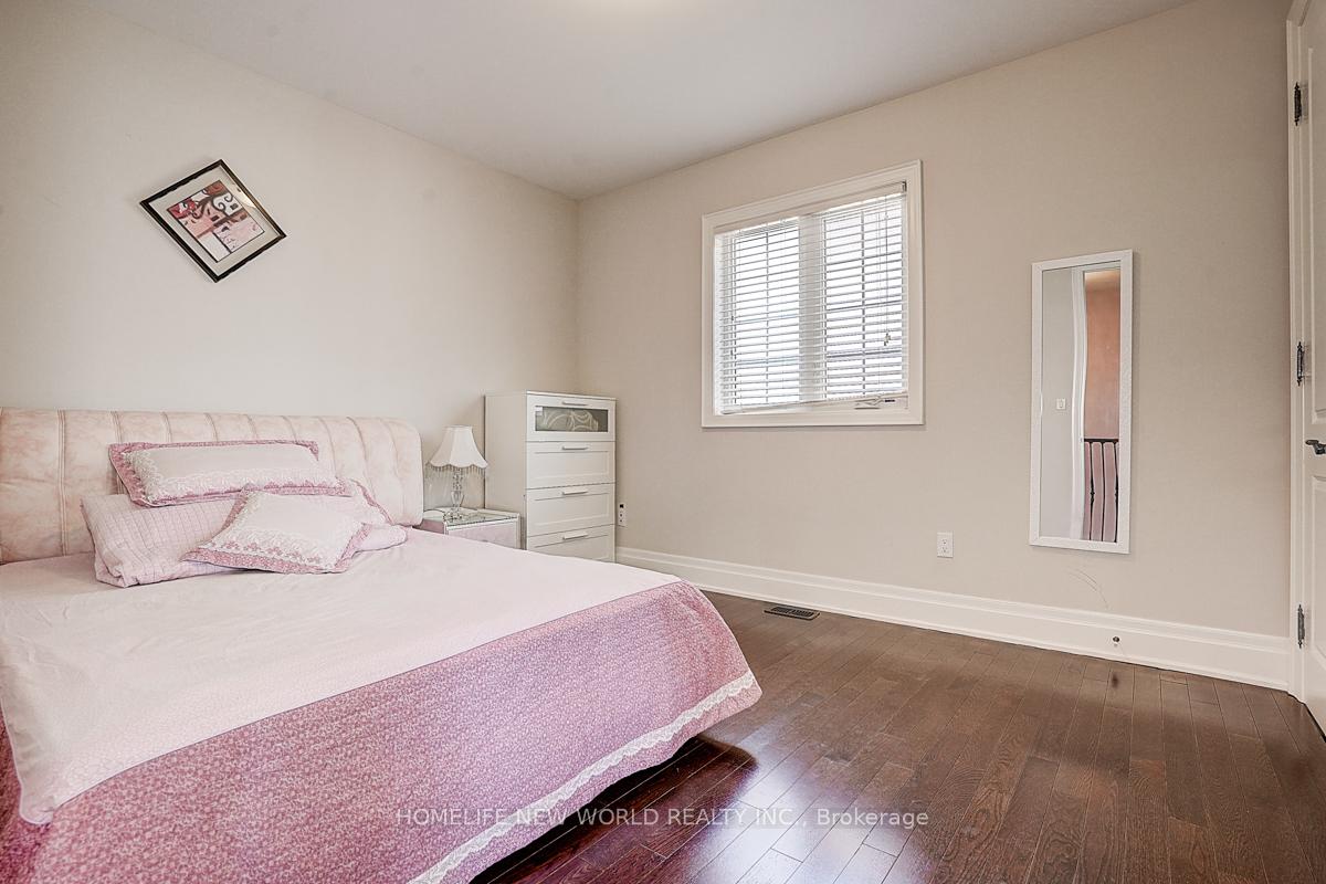 Photo 34 of 123 Fitzmaurice Drive, Vaughan, Patterson — HOMEH