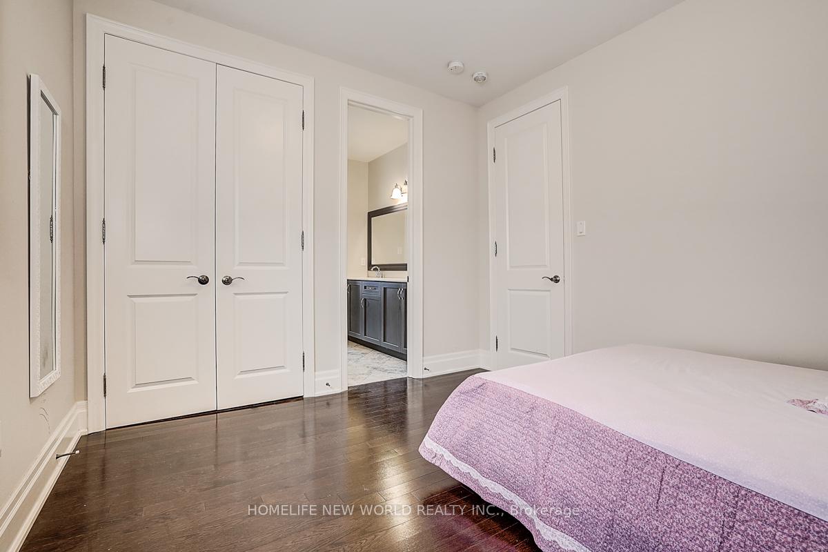 Photo 35 of 123 Fitzmaurice Drive, Vaughan, Patterson — HOMEH