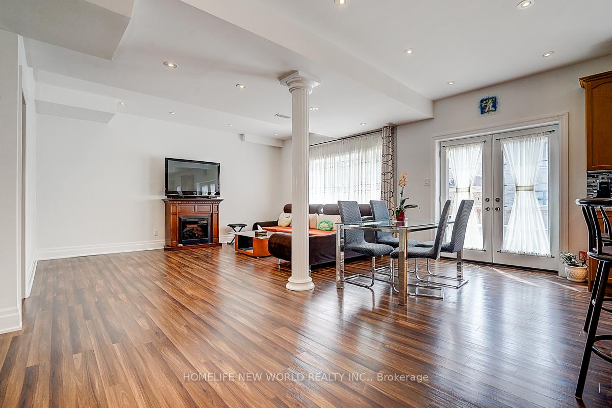 Photo 40 of 123 Fitzmaurice Drive, Vaughan, Patterson — HOMEH