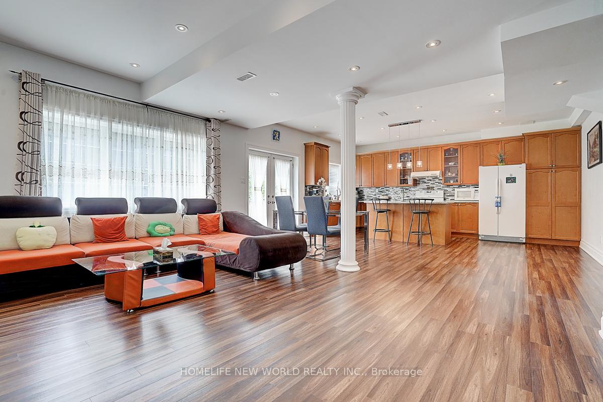 Photo 41 of 123 Fitzmaurice Drive, Vaughan, Patterson — HOMEH