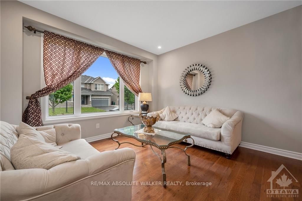Photo 4 of 398 Nestleton Street, Ottawa, Avalon East — HOMEH