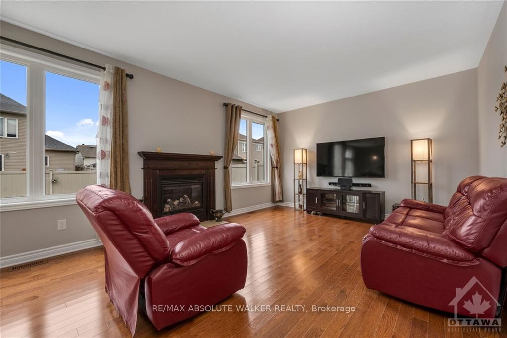 Photo 8 of 398 Nestleton Street, Ottawa, Avalon East — HOMEH