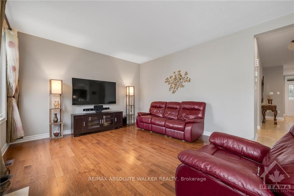 Photo 9 of 398 Nestleton Street, Ottawa, Avalon East — HOMEH