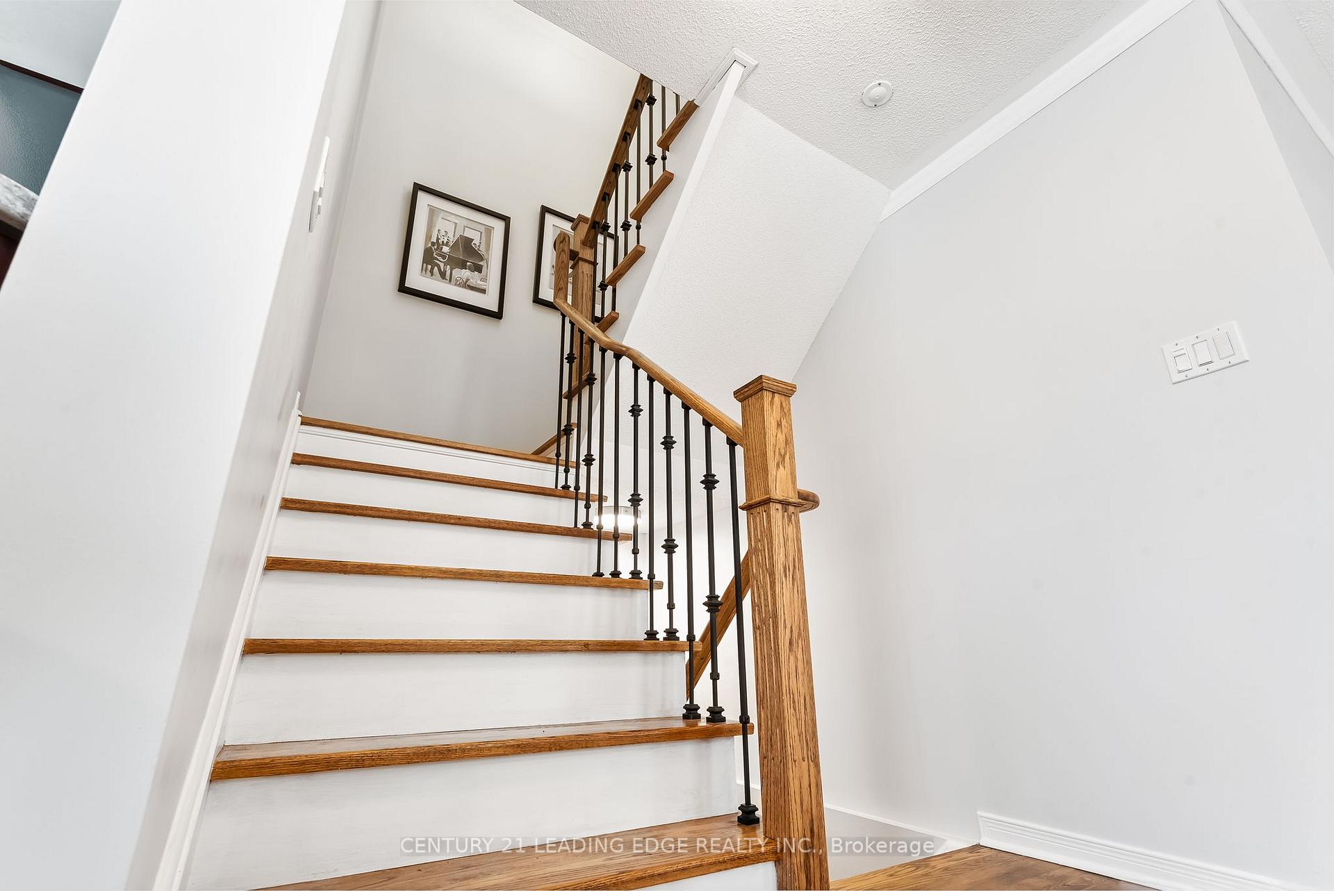 Photo 23 of 4 Four Winds Drive, Whitby, Port Whitby — HOMEH
