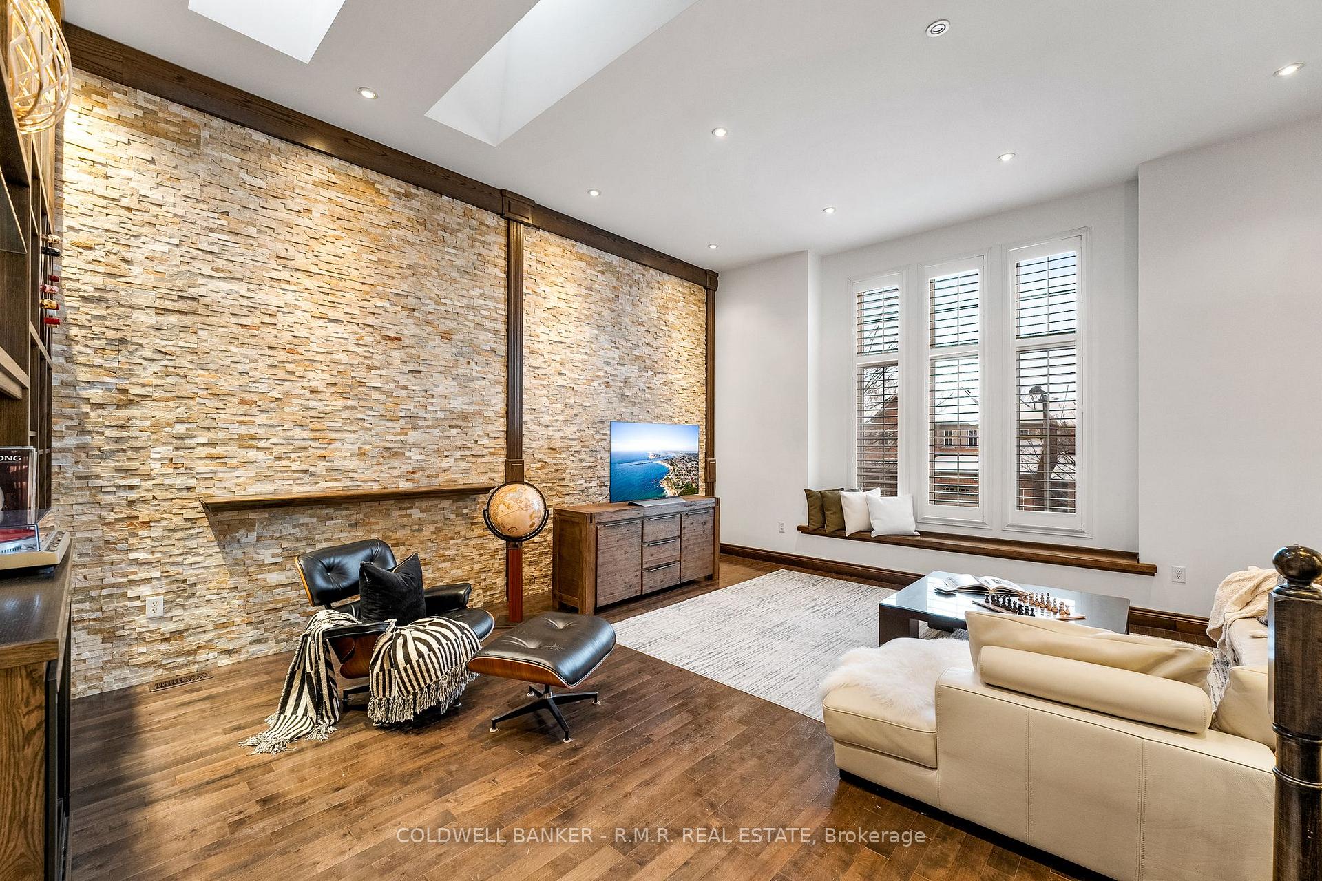 Photo 18 of 2423 Pilgrim Square, Oshawa, Windfields — HOMEH
