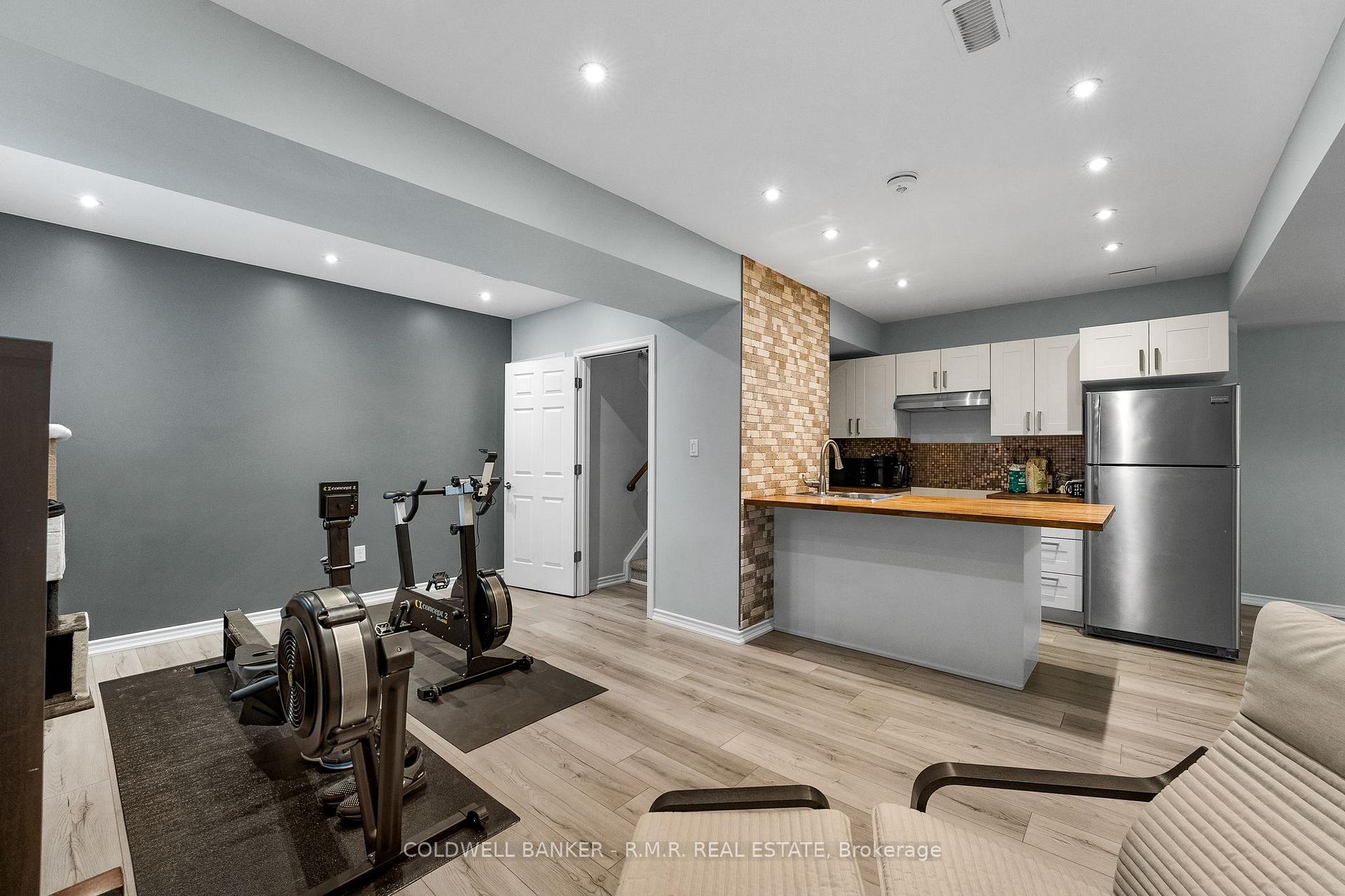 Photo 32 of 2423 Pilgrim Square, Oshawa, Windfields — HOMEH