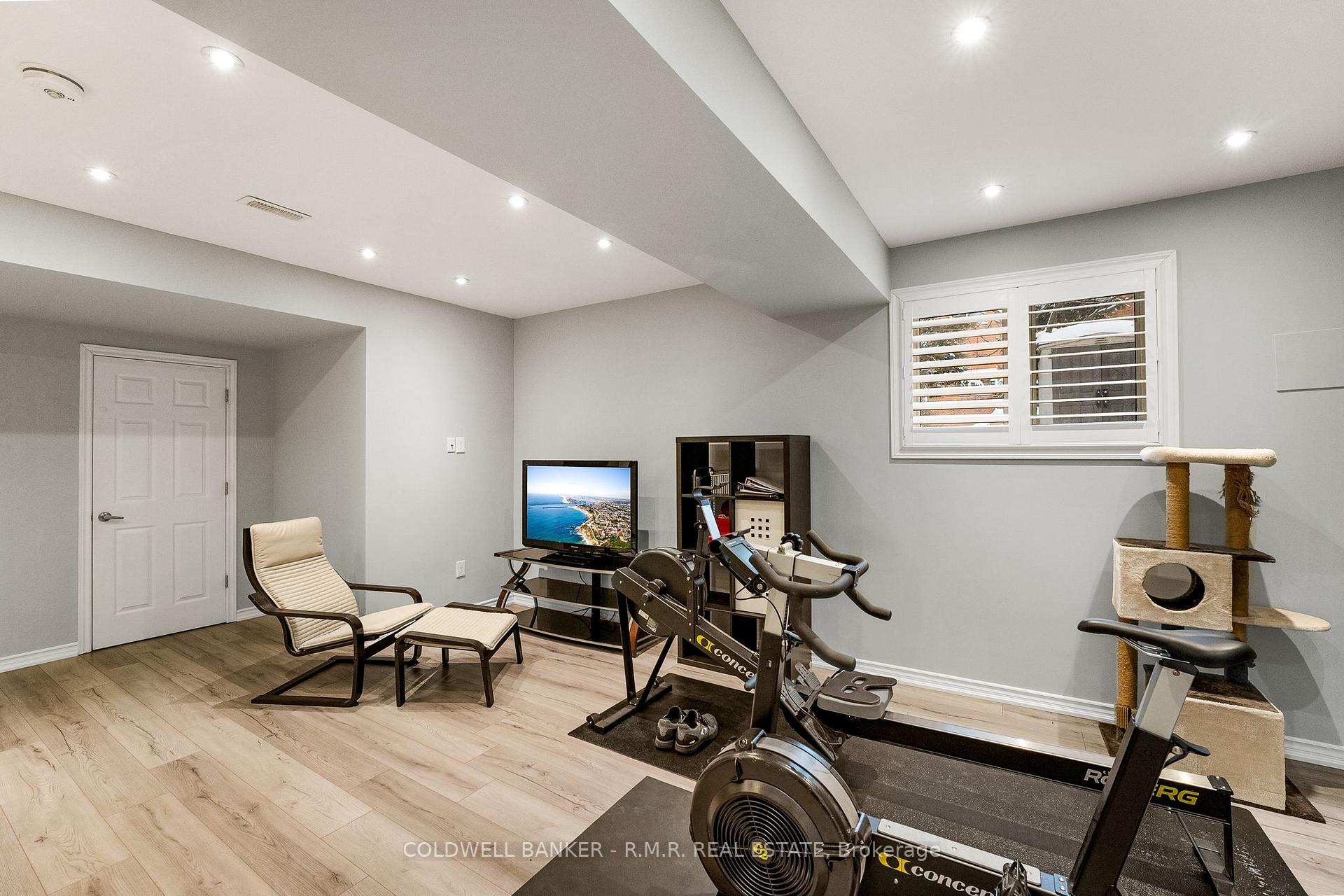 Photo 36 of 2423 Pilgrim Square, Oshawa, Windfields — HOMEH