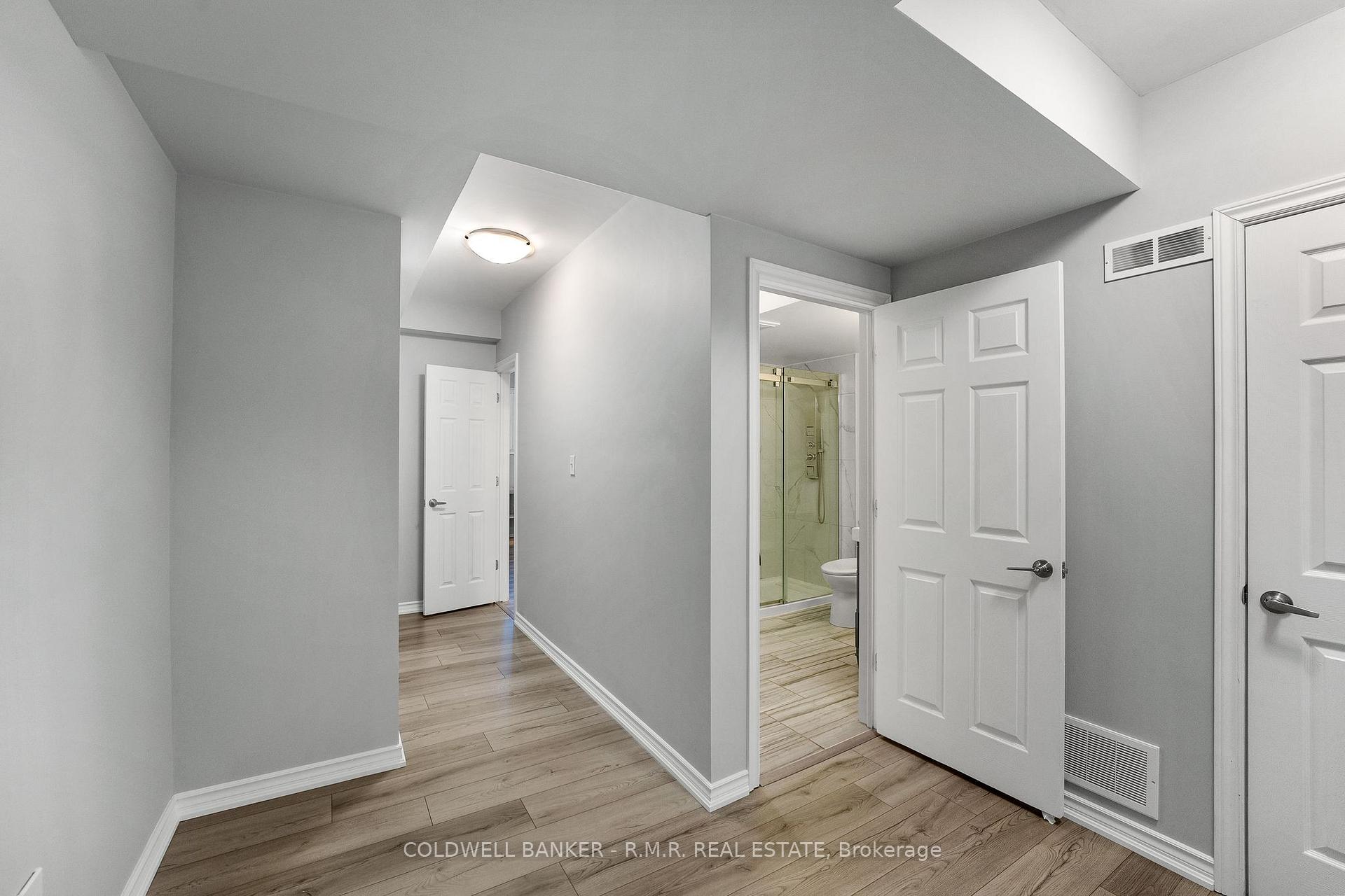 Photo 37 of 2423 Pilgrim Square, Oshawa, Windfields — HOMEH
