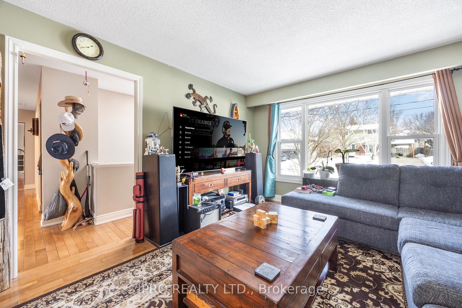 Photo 7 of 504 Stewart Street, Whitby, Blue Grass Meadows — HOMEH