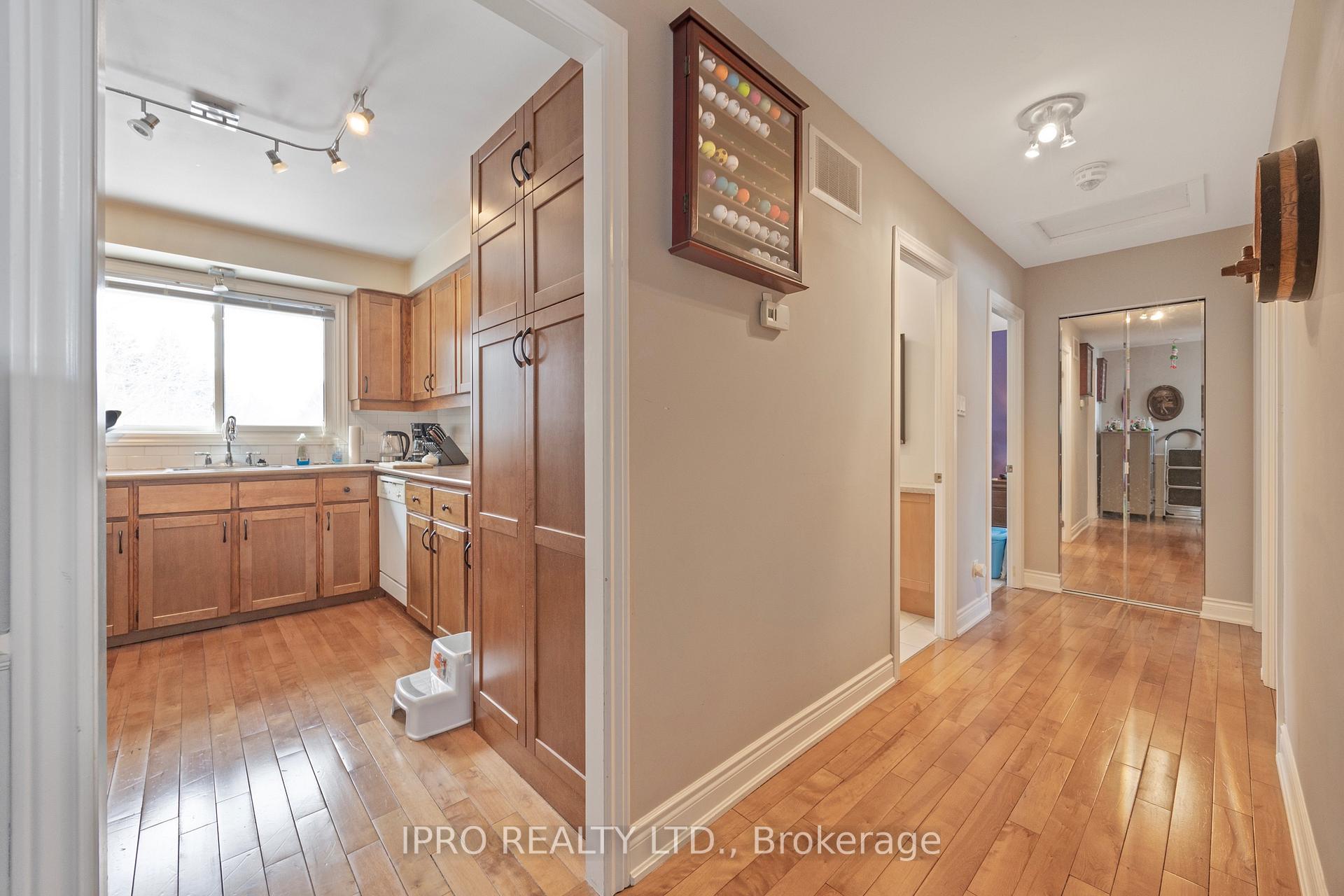Photo 11 of 504 Stewart Street, Whitby, Blue Grass Meadows — HOMEH