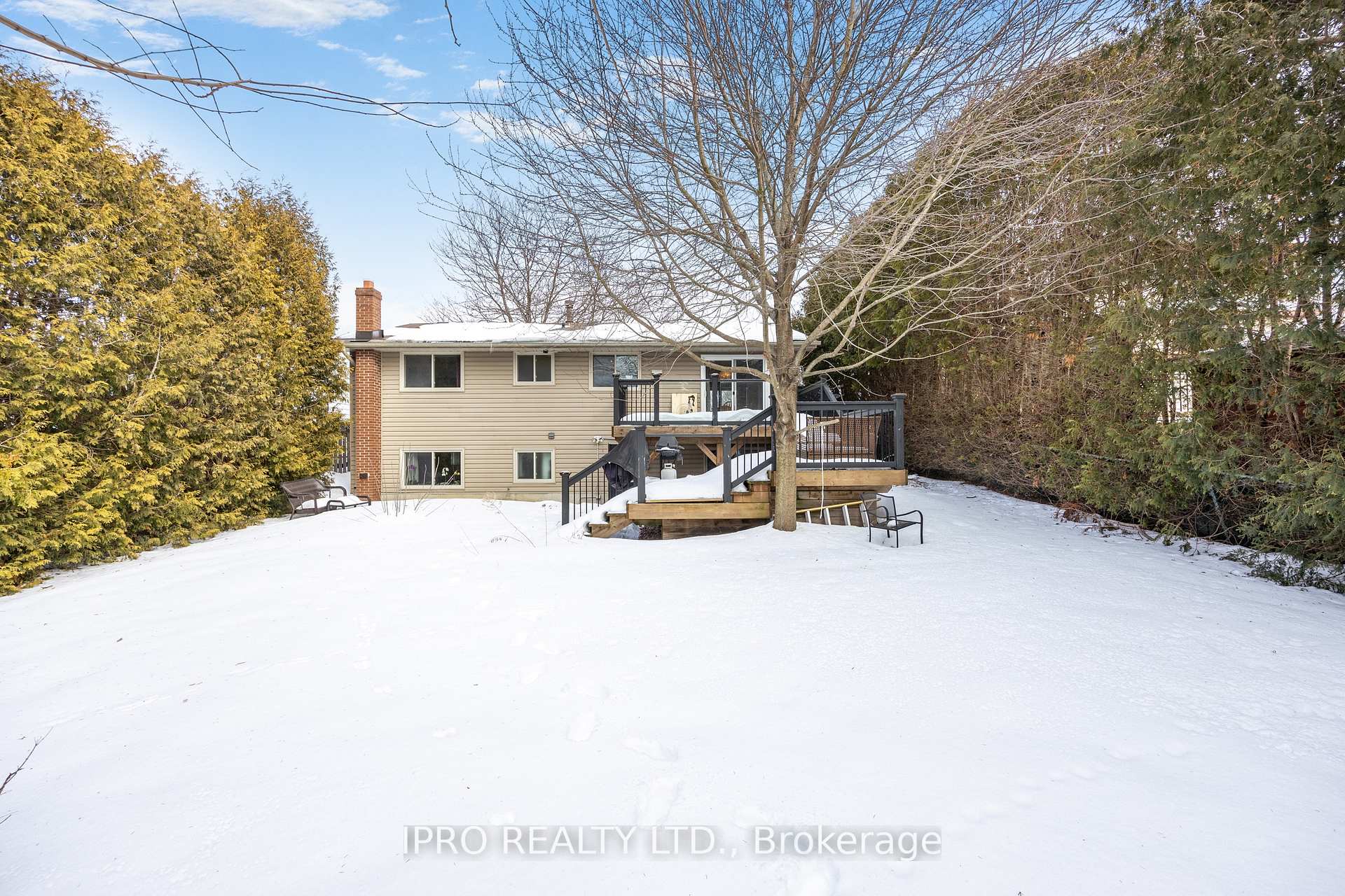 Photo 21 of 504 Stewart Street, Whitby, Blue Grass Meadows — HOMEH