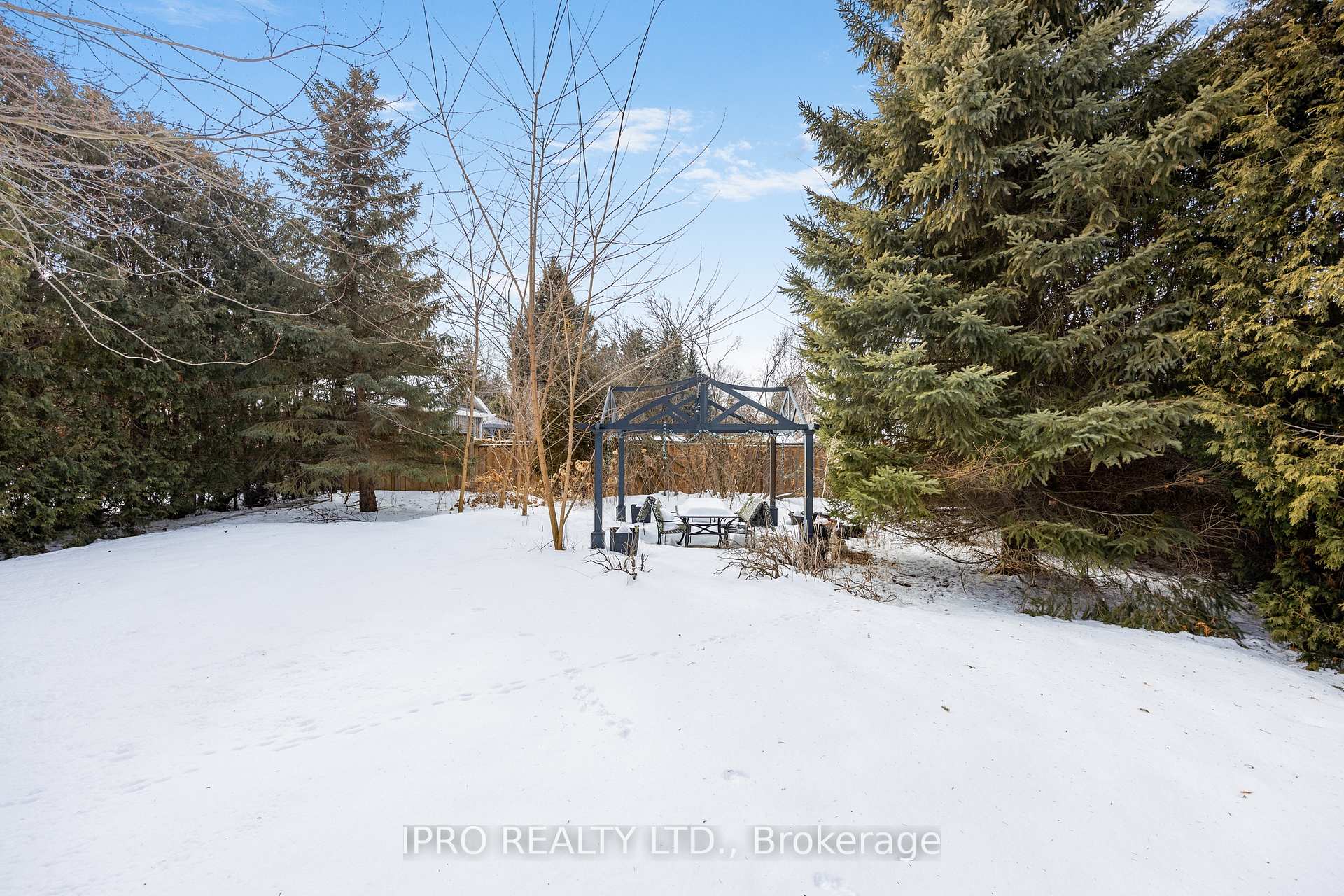 Photo 26 of 504 Stewart Street, Whitby, Blue Grass Meadows — HOMEH