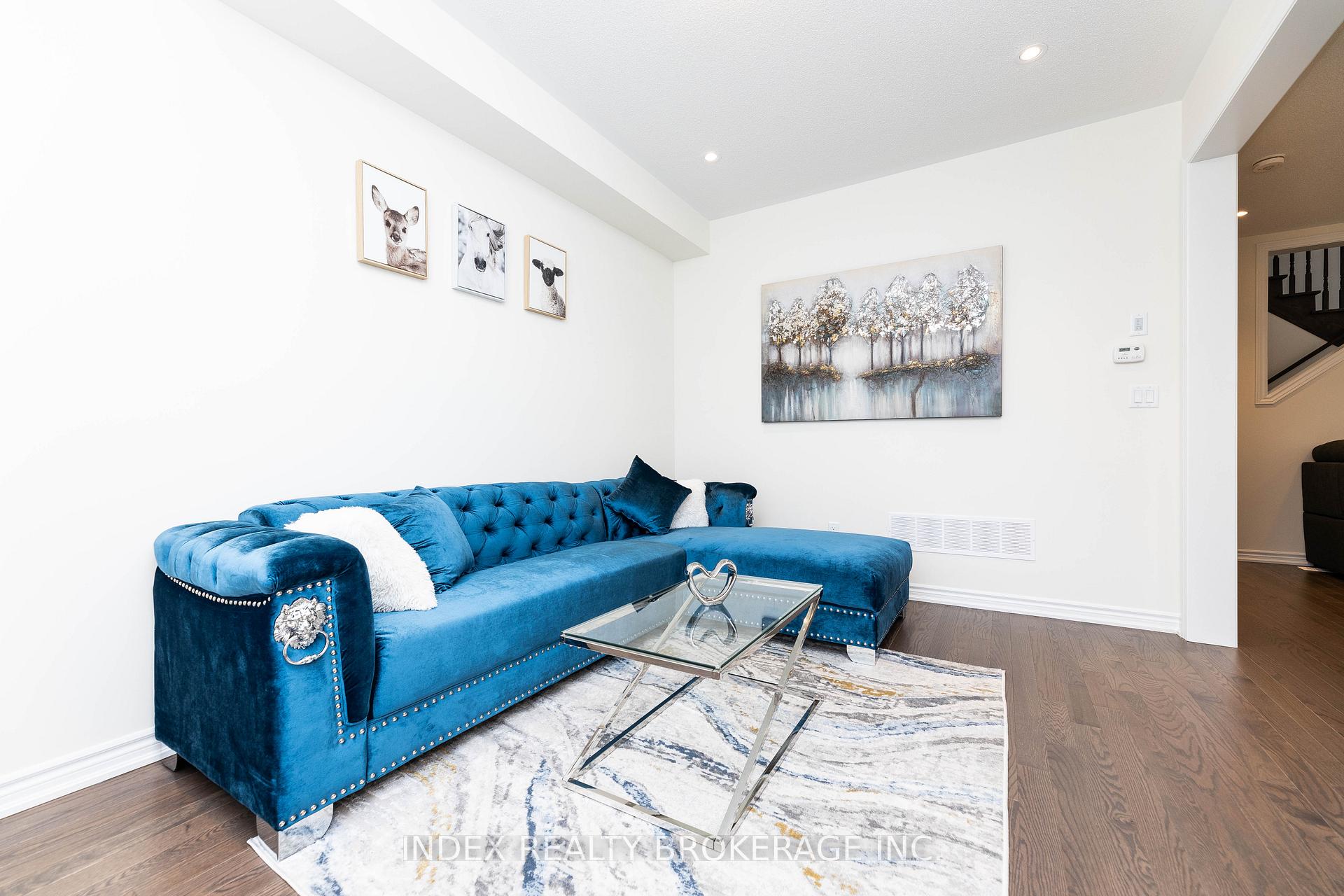 Photo 6 of 21 Mountainside Crescent, Whitby, Rolling Acres — HOMEH