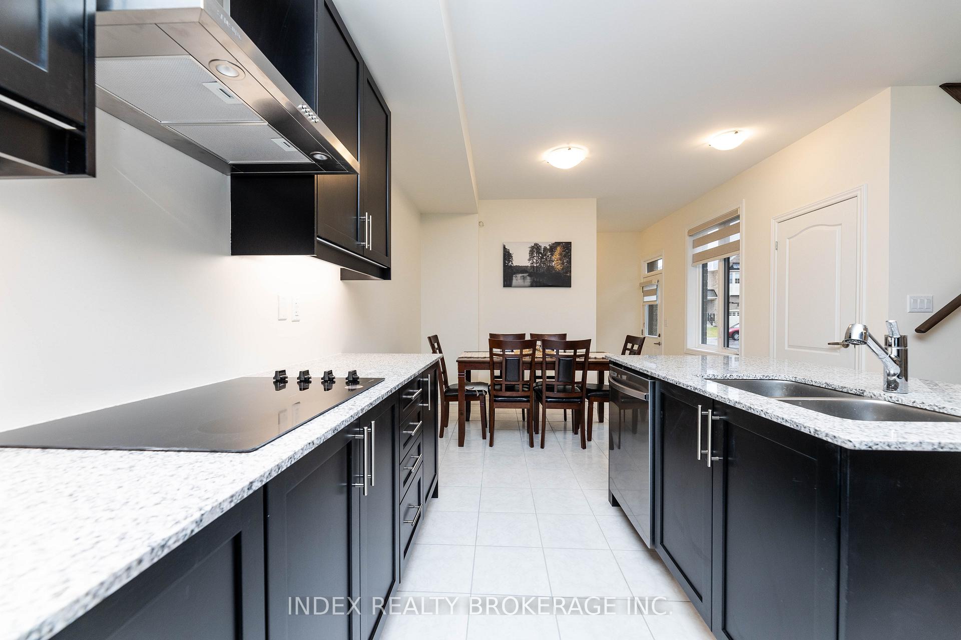 Photo 15 of 21 Mountainside Crescent, Whitby, Rolling Acres — HOMEH