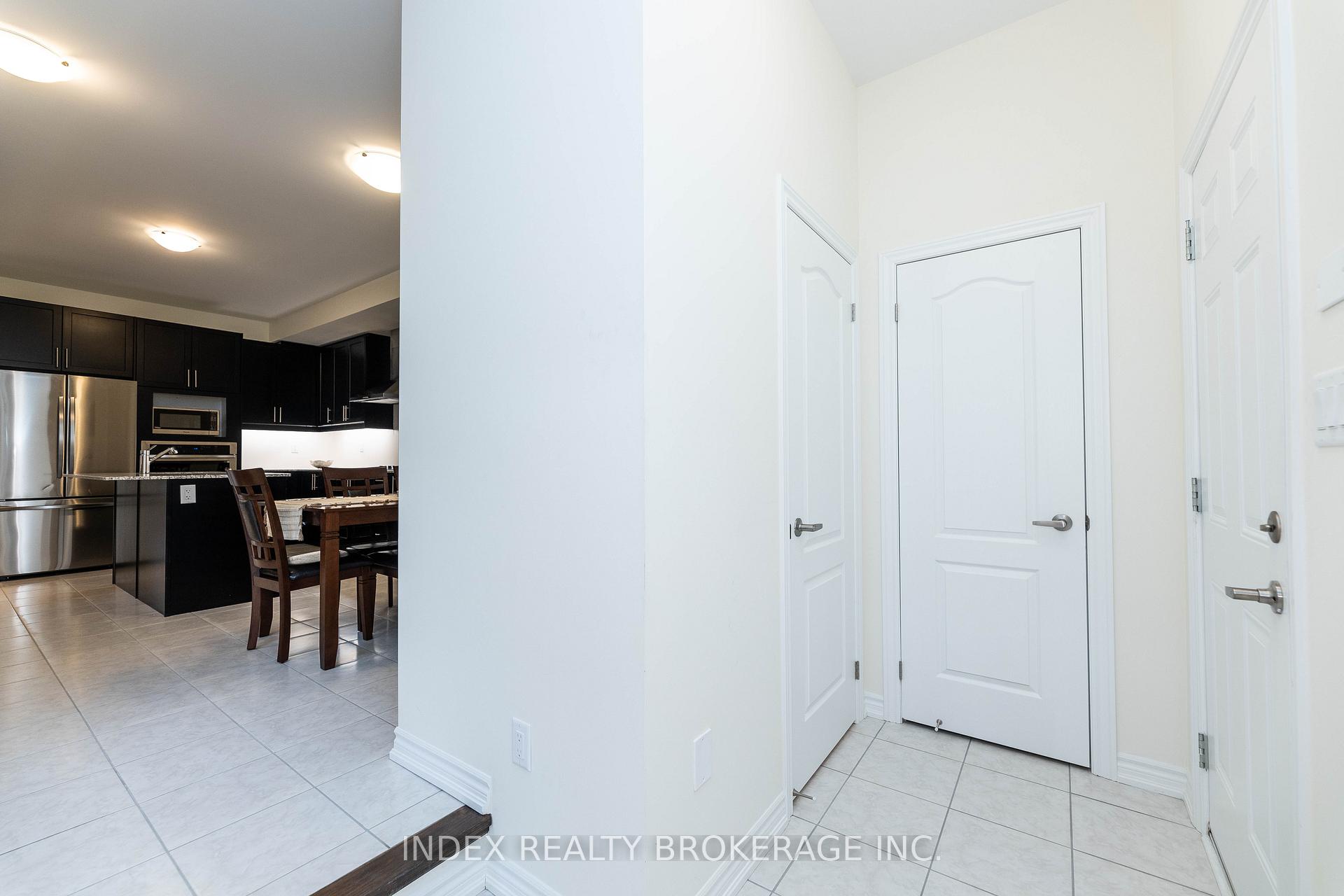Photo 18 of 21 Mountainside Crescent, Whitby, Rolling Acres — HOMEH