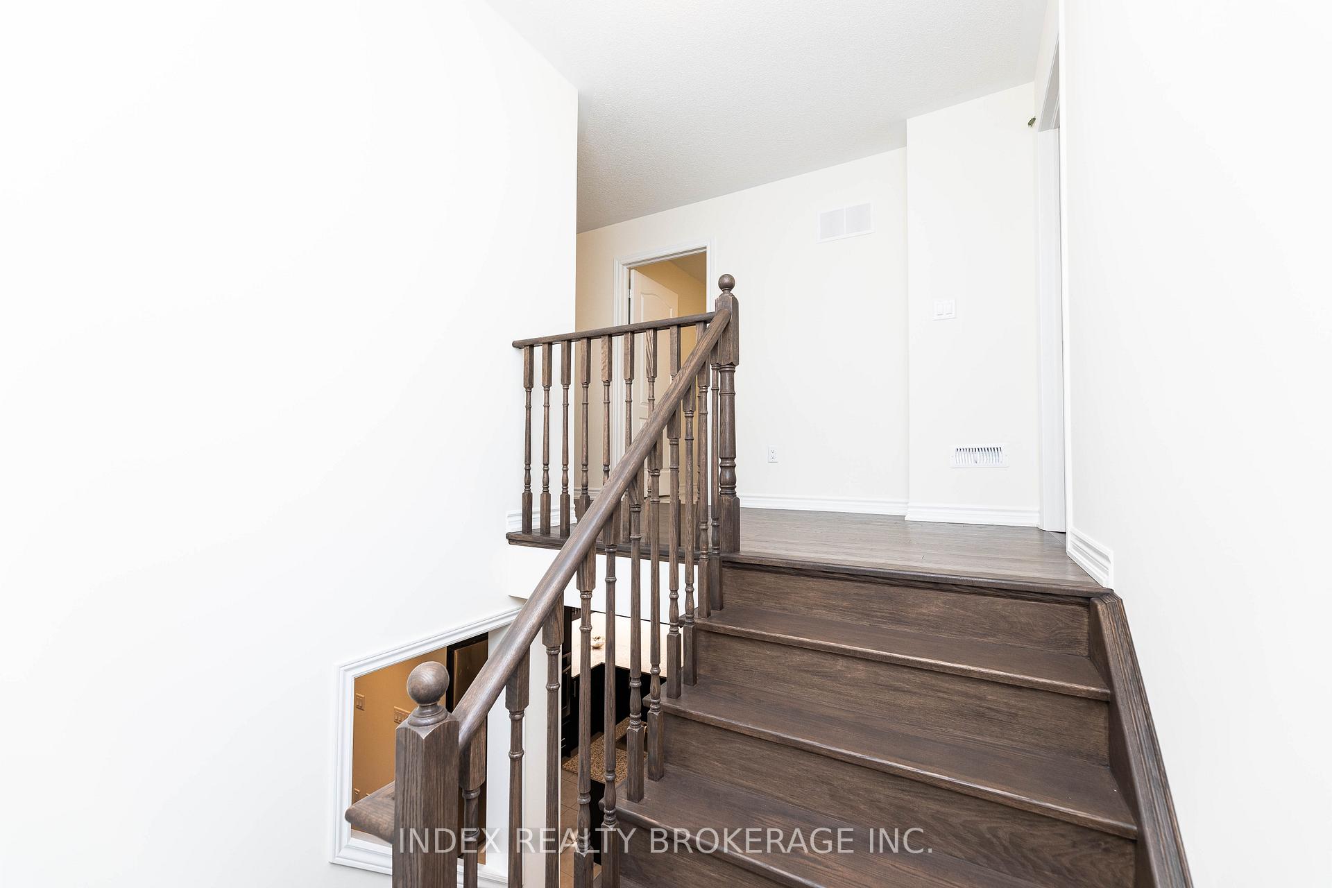 Photo 21 of 21 Mountainside Crescent, Whitby, Rolling Acres — HOMEH