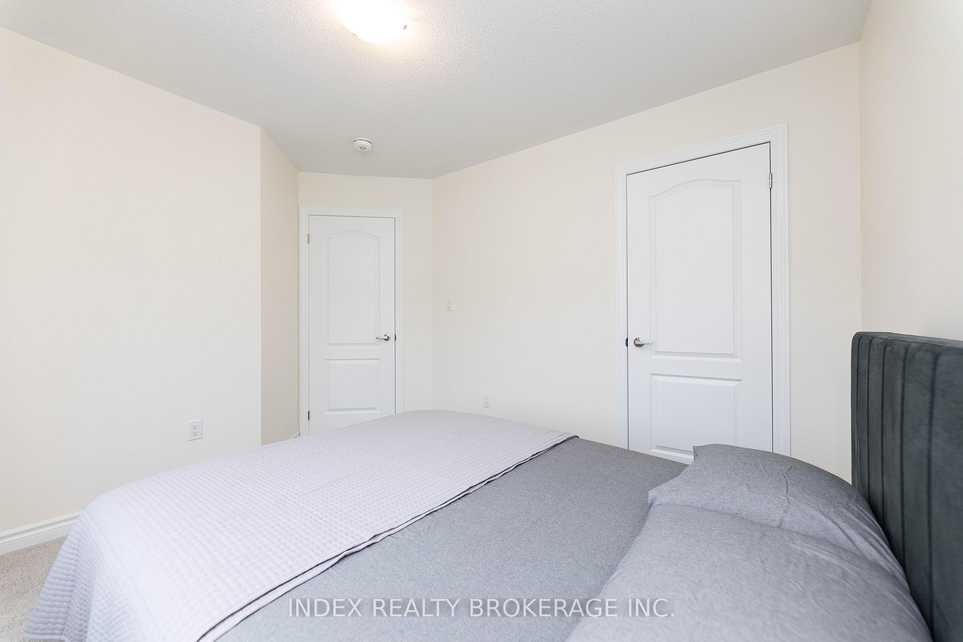 Photo 38 of 21 Mountainside Crescent, Whitby, Rolling Acres — HOMEH