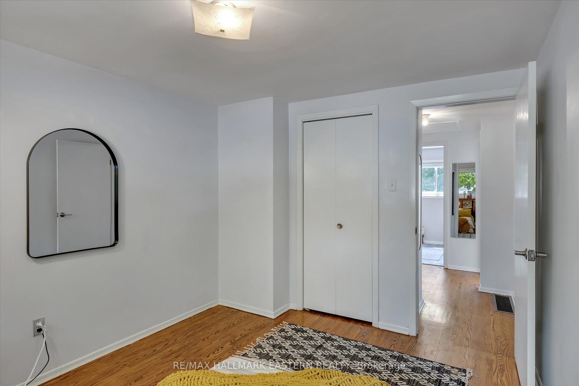Photo 14 of 33 Parkview Drive, Peterborough, Northcrest Ward 5 — HOMEH