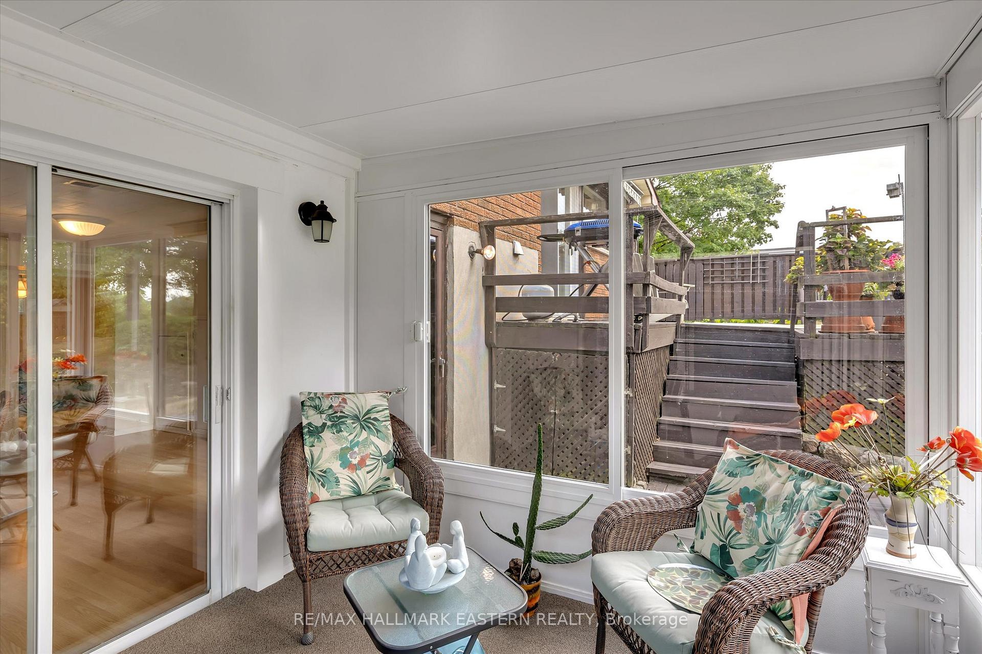 Photo 18 of 33 Parkview Drive, Peterborough, Northcrest Ward 5 — HOMEH