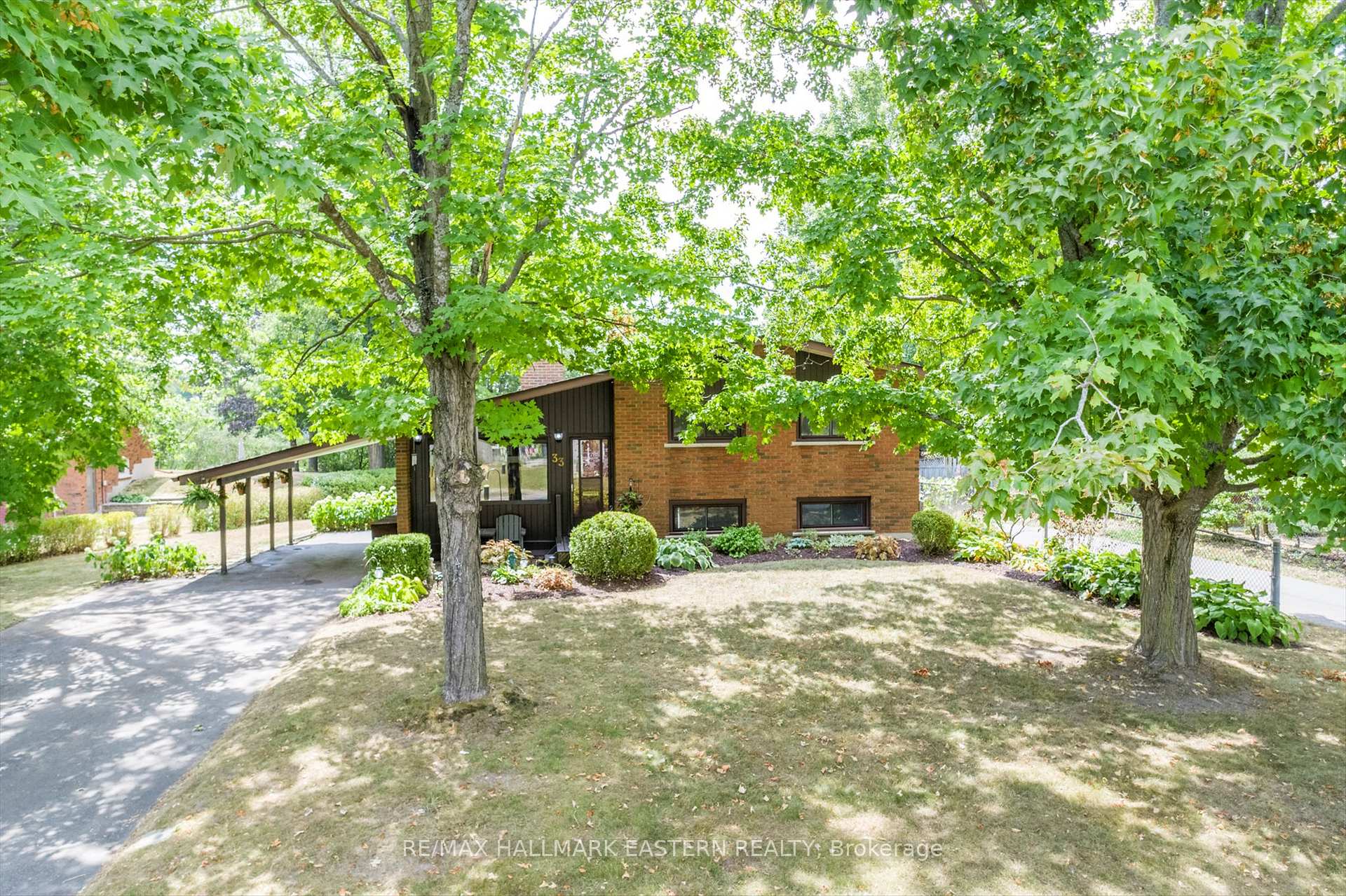 Photo 29 of 33 Parkview Drive, Peterborough, Northcrest Ward 5 — HOMEH