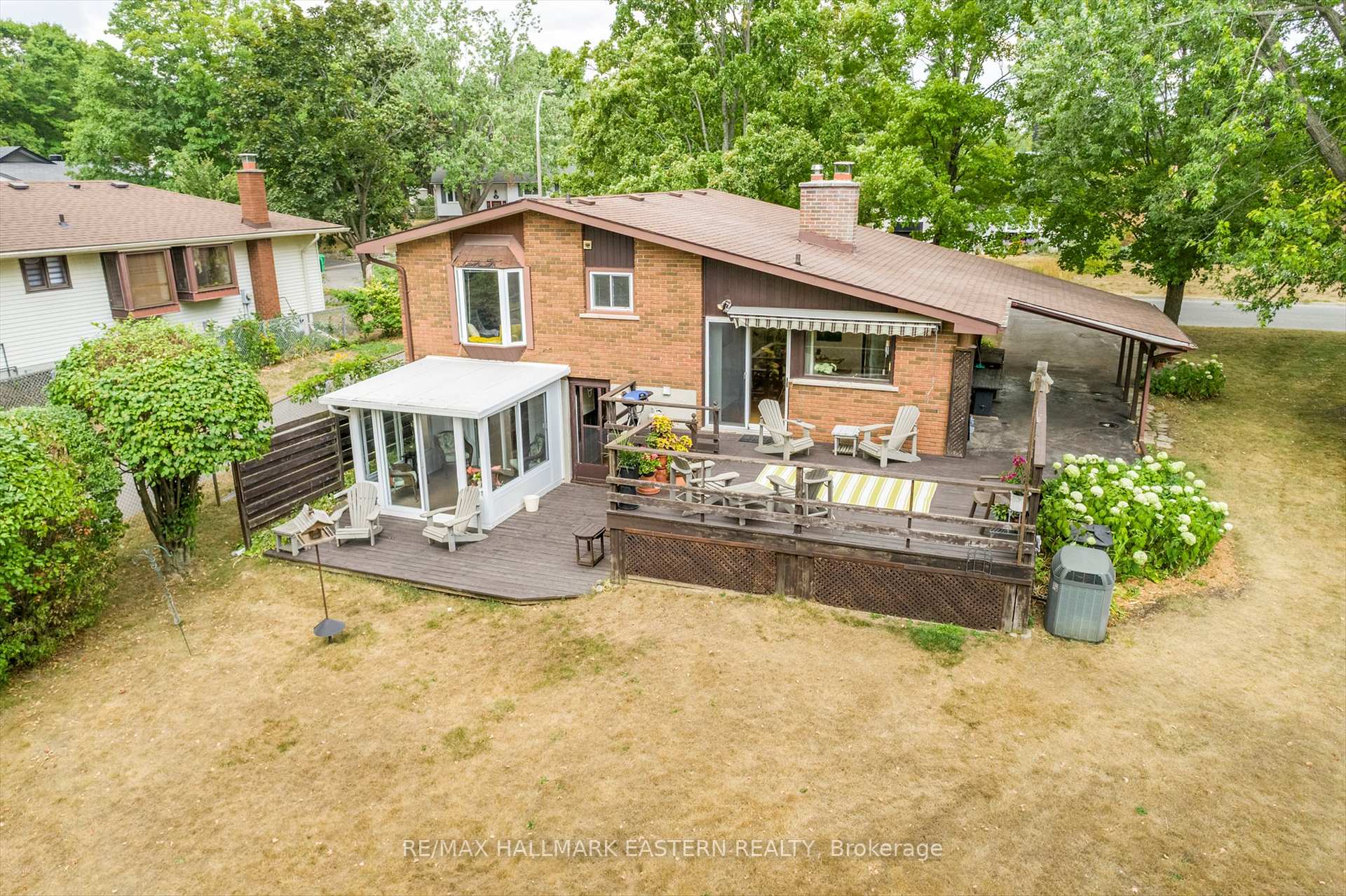 Photo 34 of 33 Parkview Drive, Peterborough, Northcrest Ward 5 — HOMEH