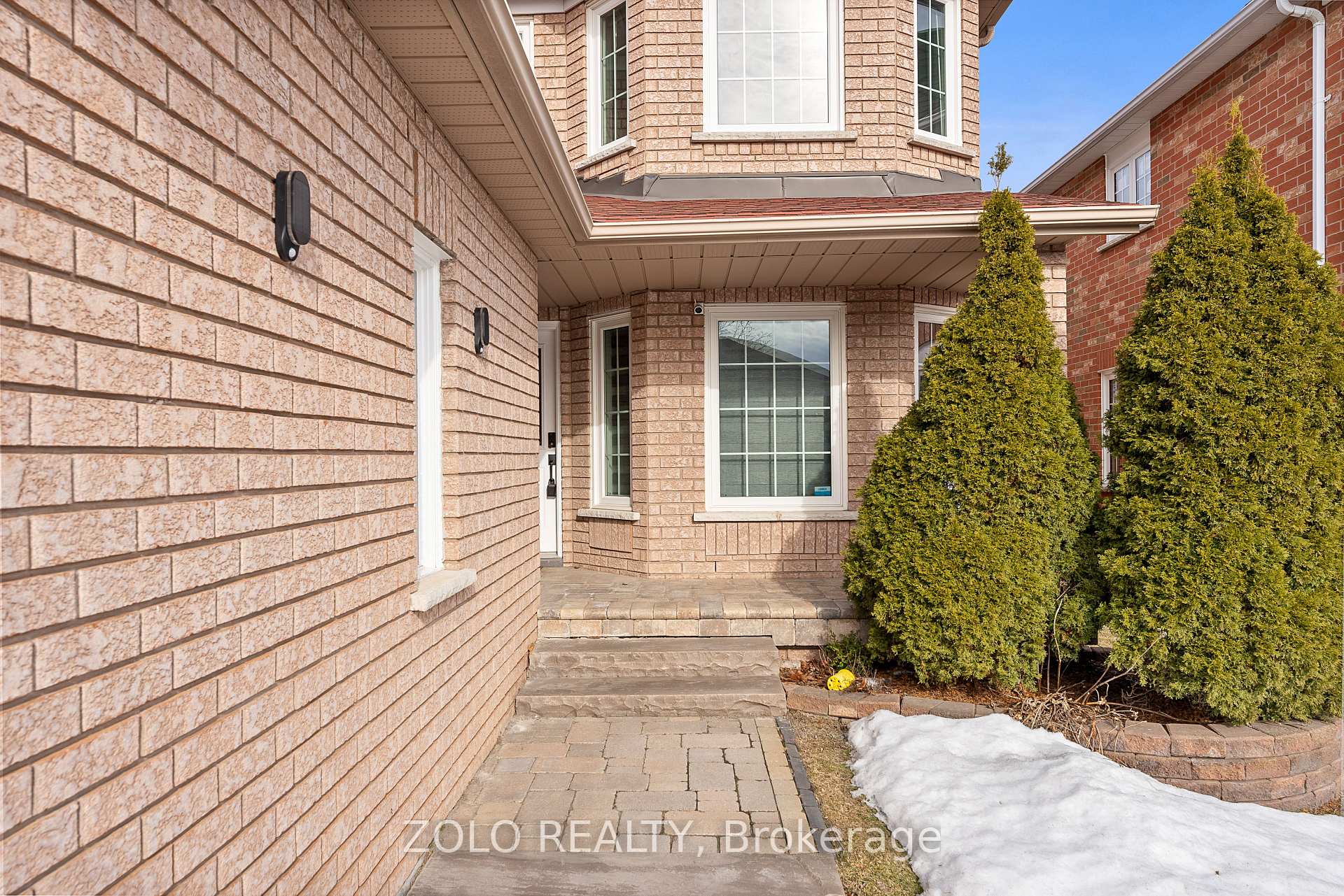 Photo 2 of 67 Griffen Place, Whitby, Rolling Acres — HOMEH