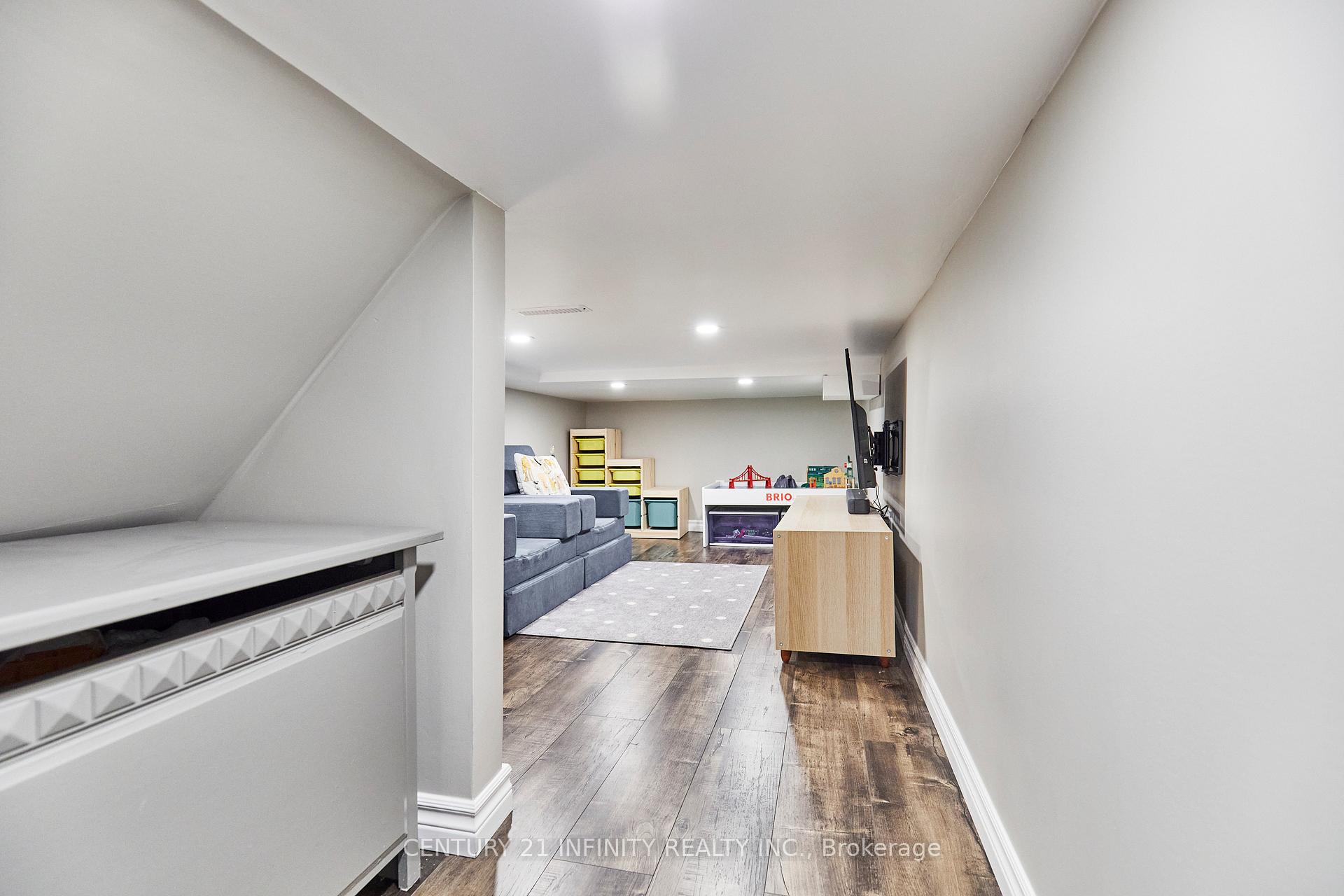 Photo 43 of 24 Kenton Court, Whitby, Lynde Creek — HOMEH
