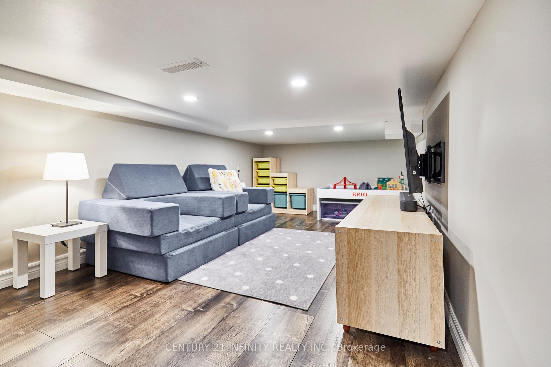 Photo 44 of 24 Kenton Court, Whitby, Lynde Creek — HOMEH