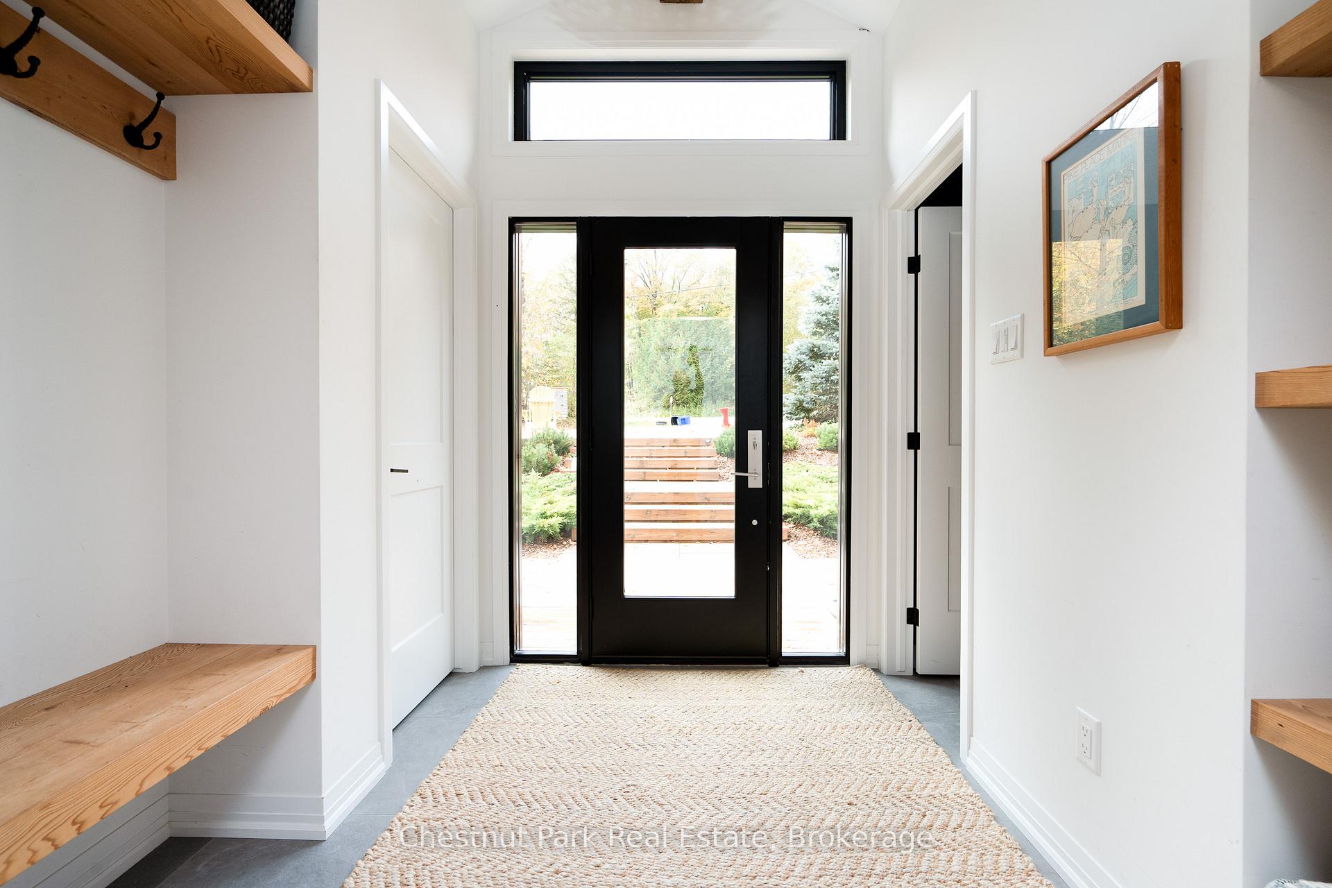 Photo 3 of 200 Northmount Crescent, Blue Mountains — HOMEH