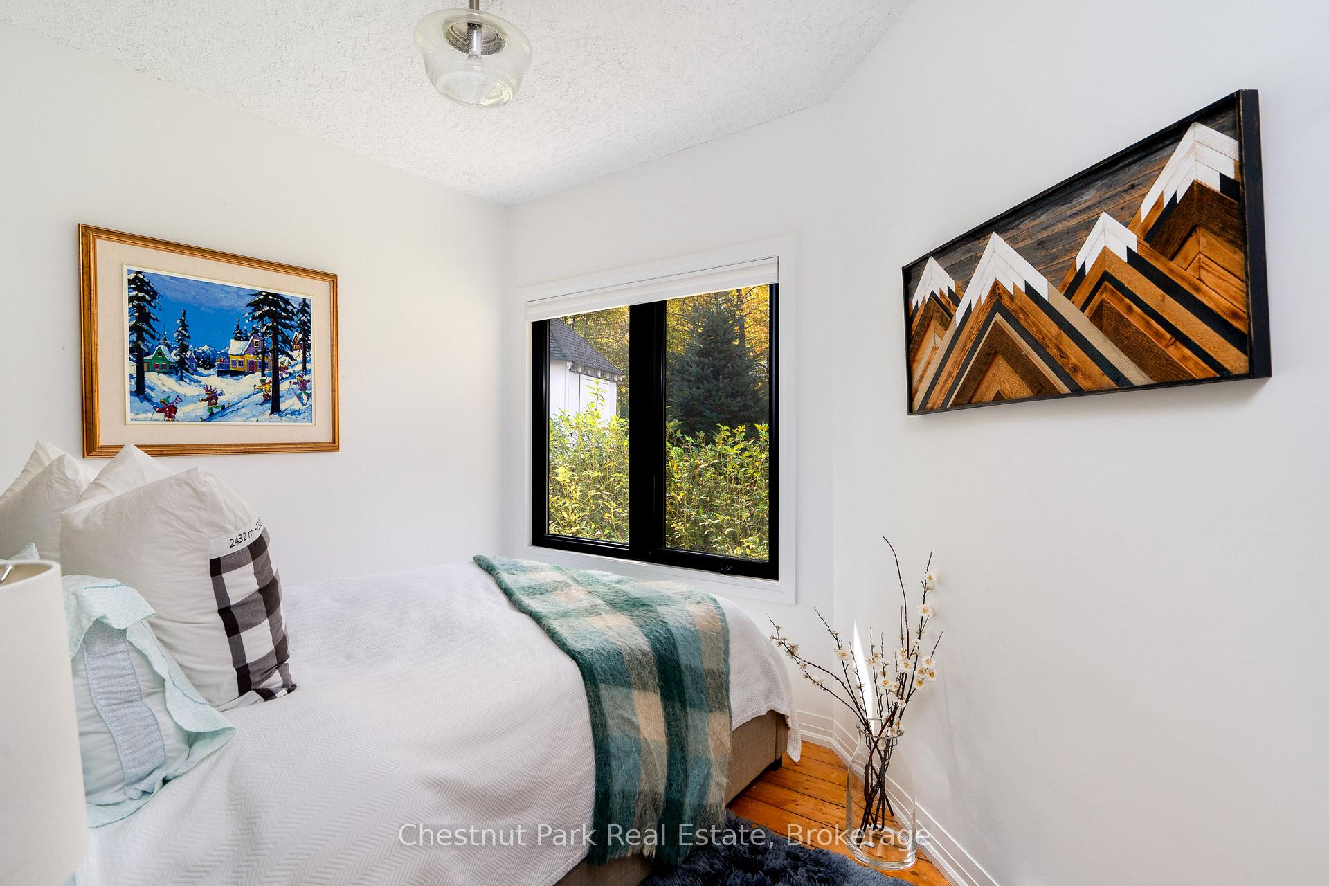 Photo 24 of 200 Northmount Crescent, Blue Mountains — HOMEH