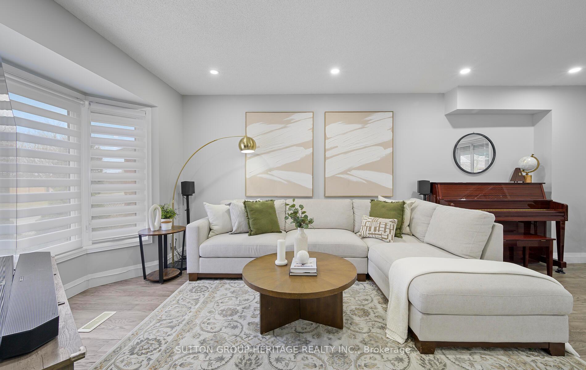 Photo 4 of 14 Milne Street, Whitby, Downtown Whitby — HOMEH