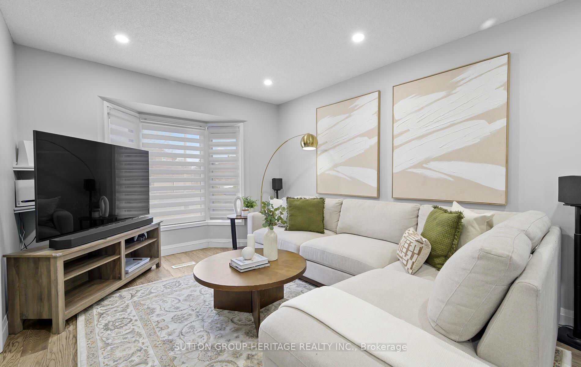 Photo 5 of 14 Milne Street, Whitby, Downtown Whitby — HOMEH