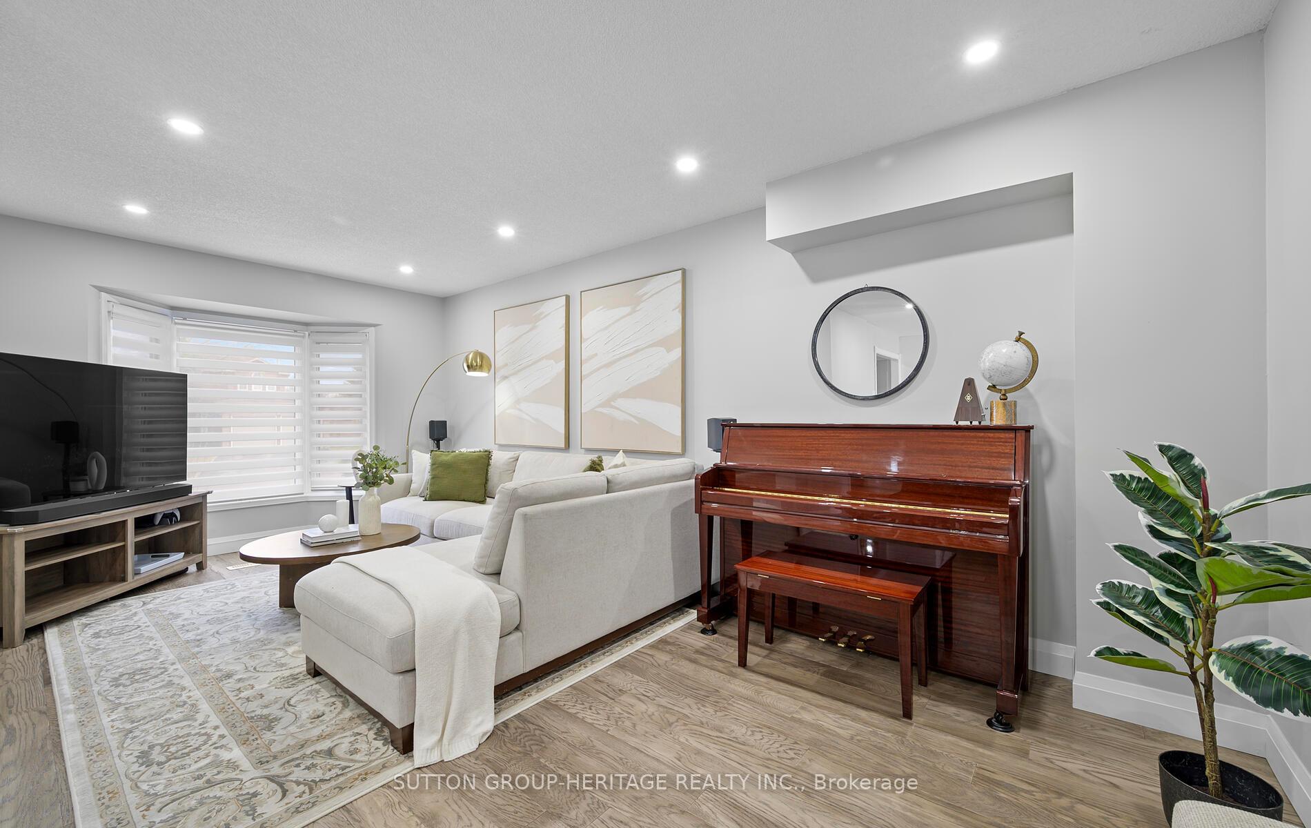 Photo 7 of 14 Milne Street, Whitby, Downtown Whitby — HOMEH
