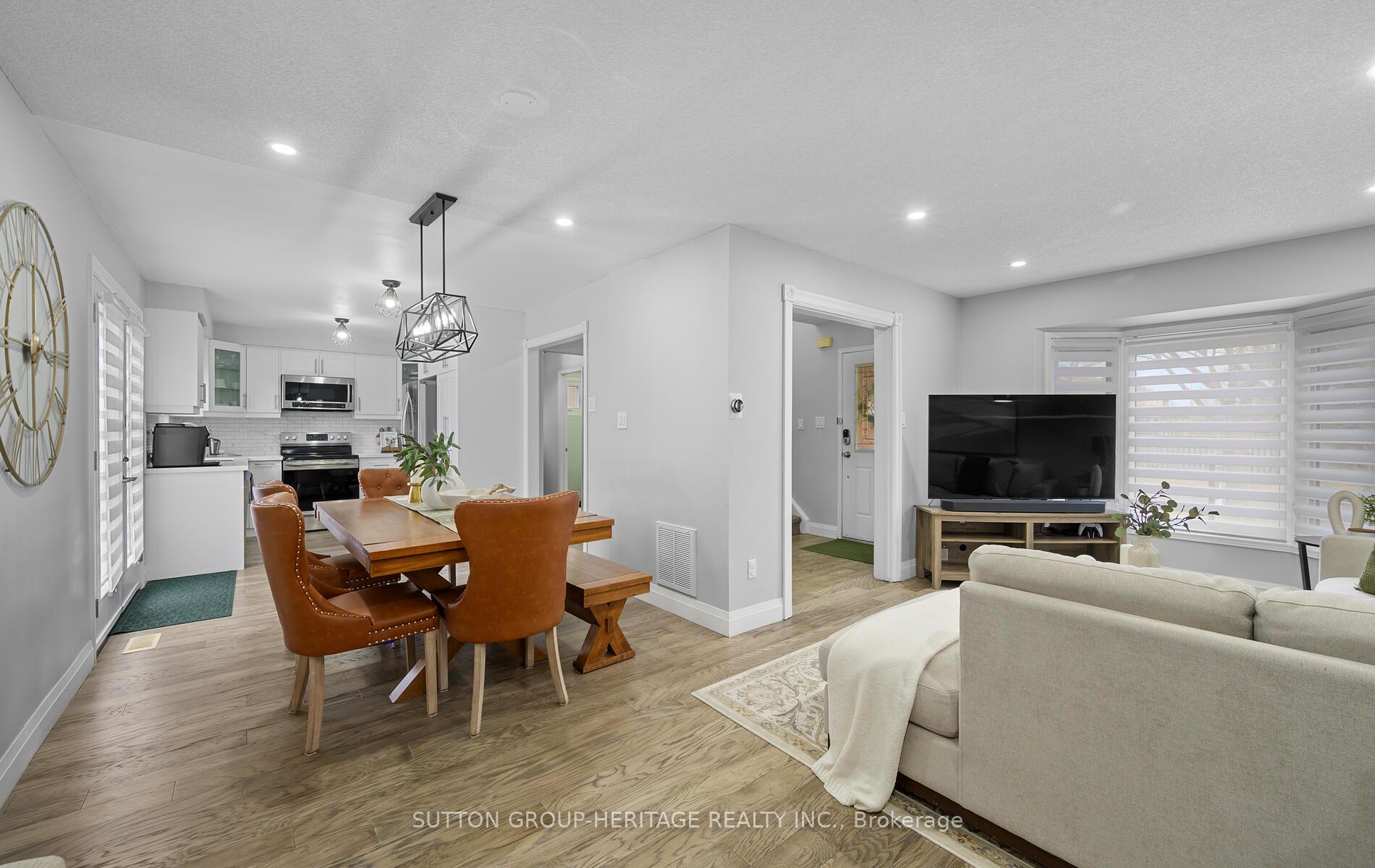 Photo 8 of 14 Milne Street, Whitby, Downtown Whitby — HOMEH