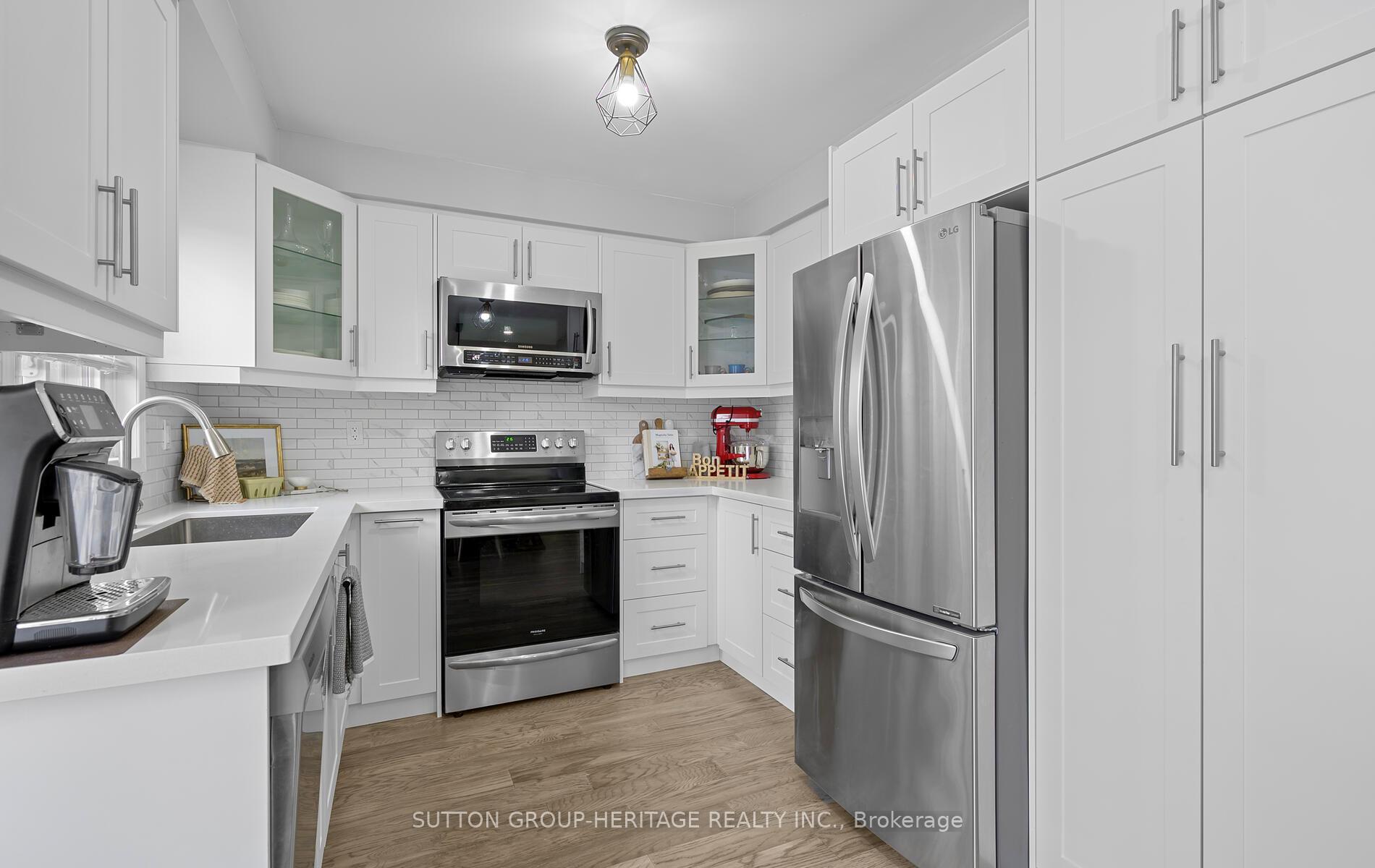 Photo 11 of 14 Milne Street, Whitby, Downtown Whitby — HOMEH