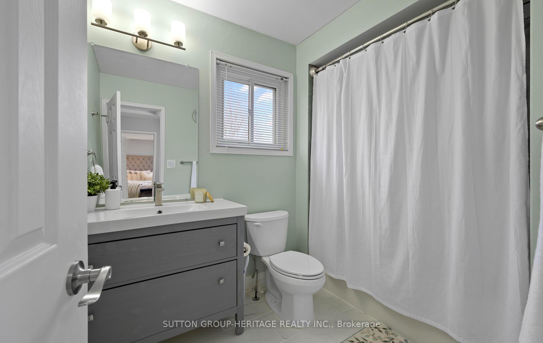 Photo 21 of 14 Milne Street, Whitby, Downtown Whitby — HOMEH