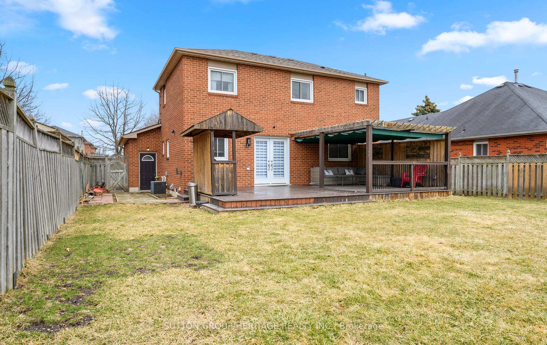 Photo 32 of 14 Milne Street, Whitby, Downtown Whitby — HOMEH