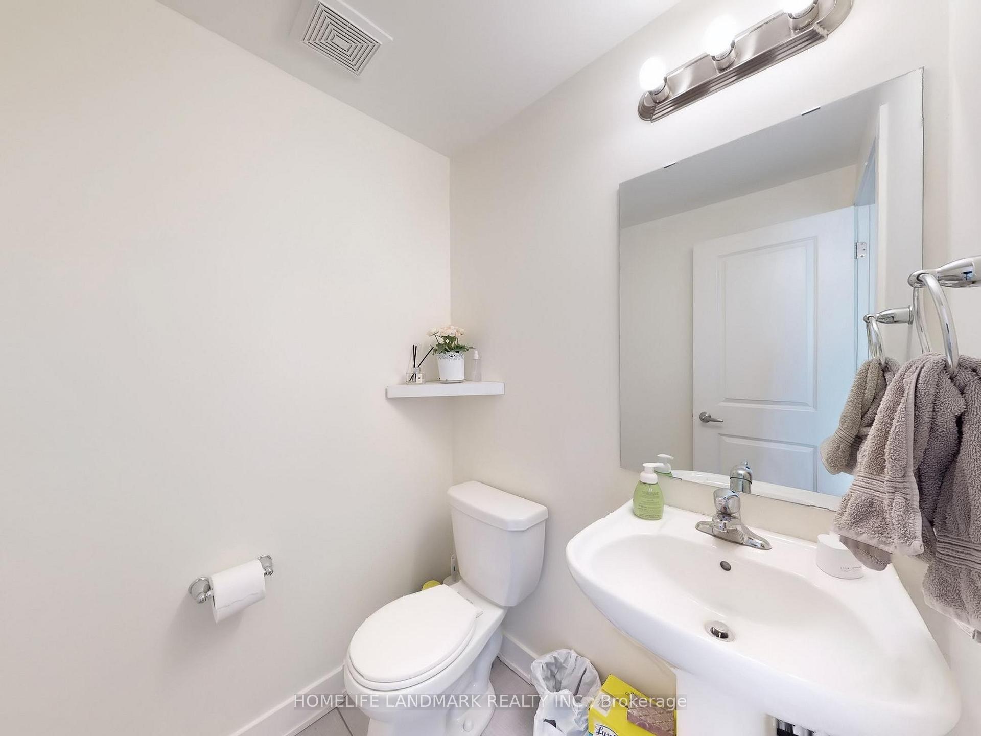 Photo 5 of 22 Carpaccio Avenue, Vaughan, Vellore Village — HOMEH