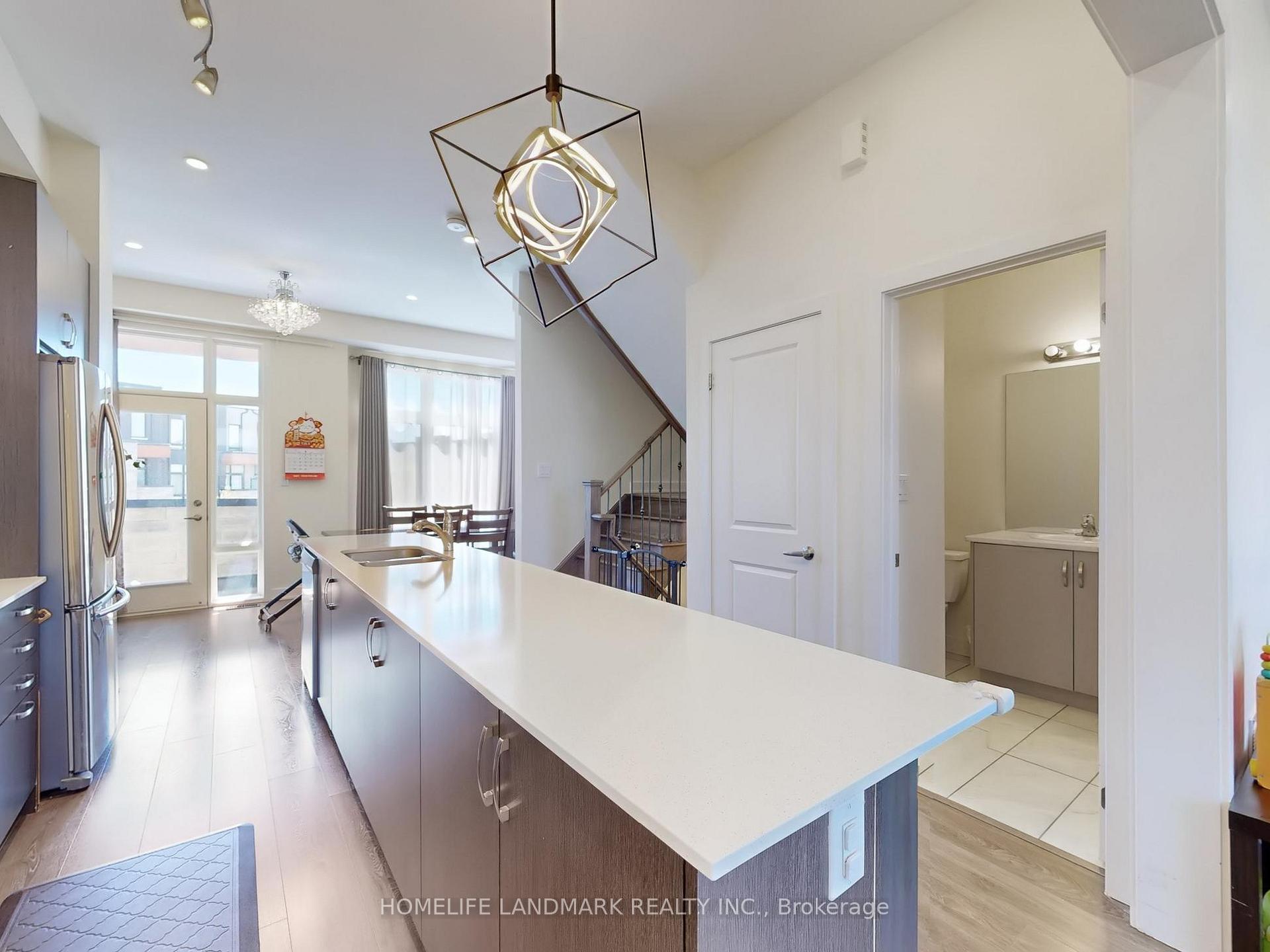Photo 12 of 22 Carpaccio Avenue, Vaughan, Vellore Village — HOMEH