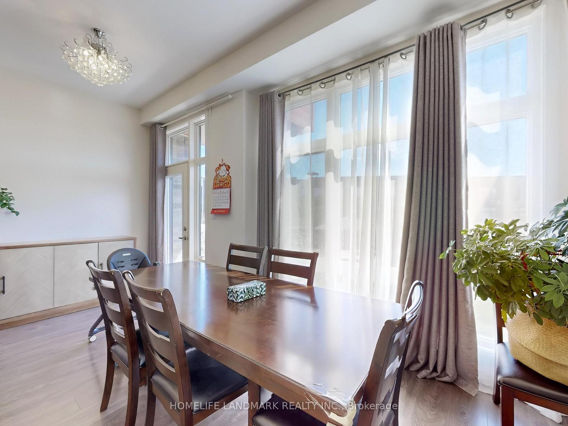 Photo 16 of 22 Carpaccio Avenue, Vaughan, Vellore Village — HOMEH