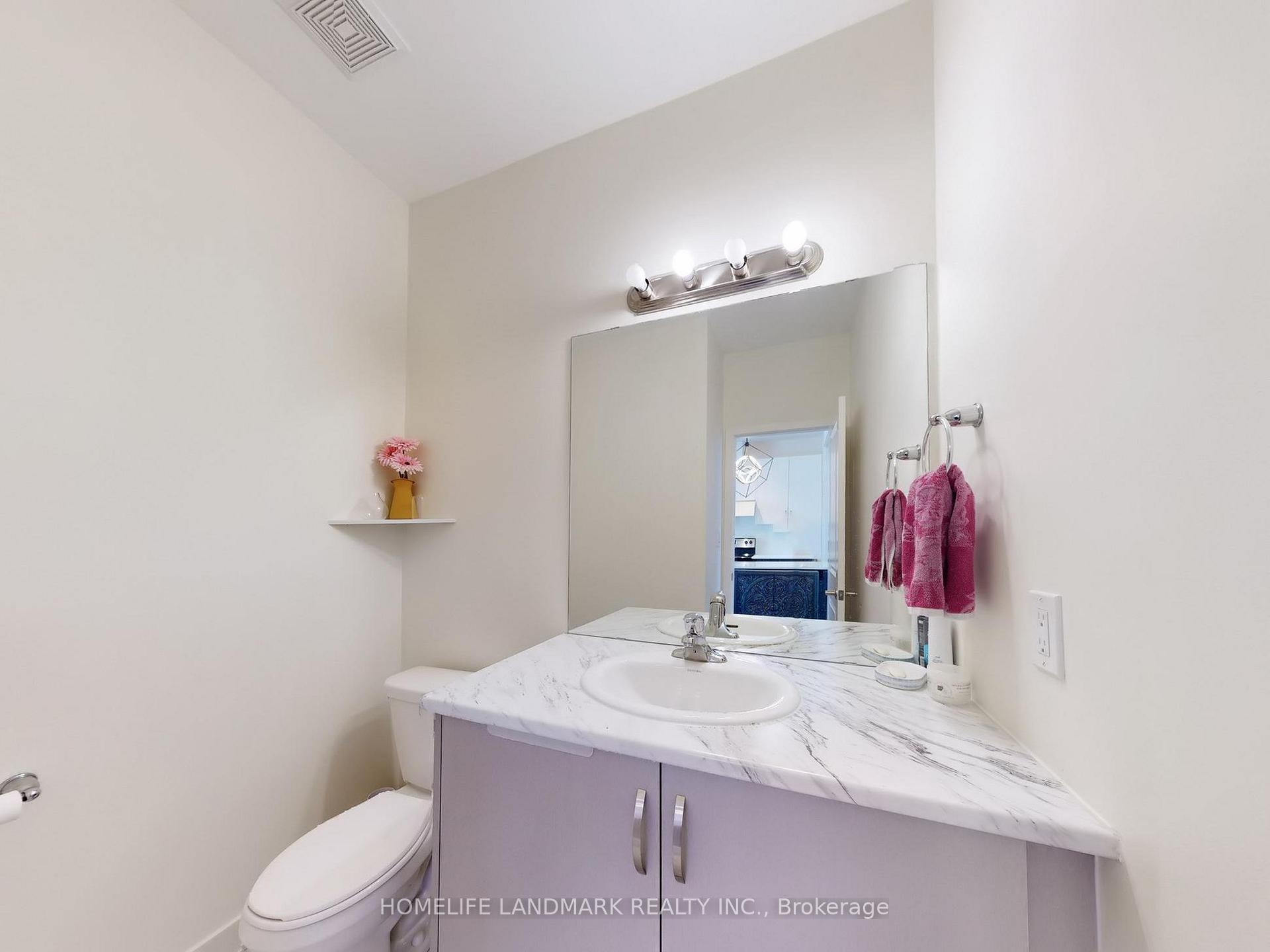 Photo 17 of 22 Carpaccio Avenue, Vaughan, Vellore Village — HOMEH