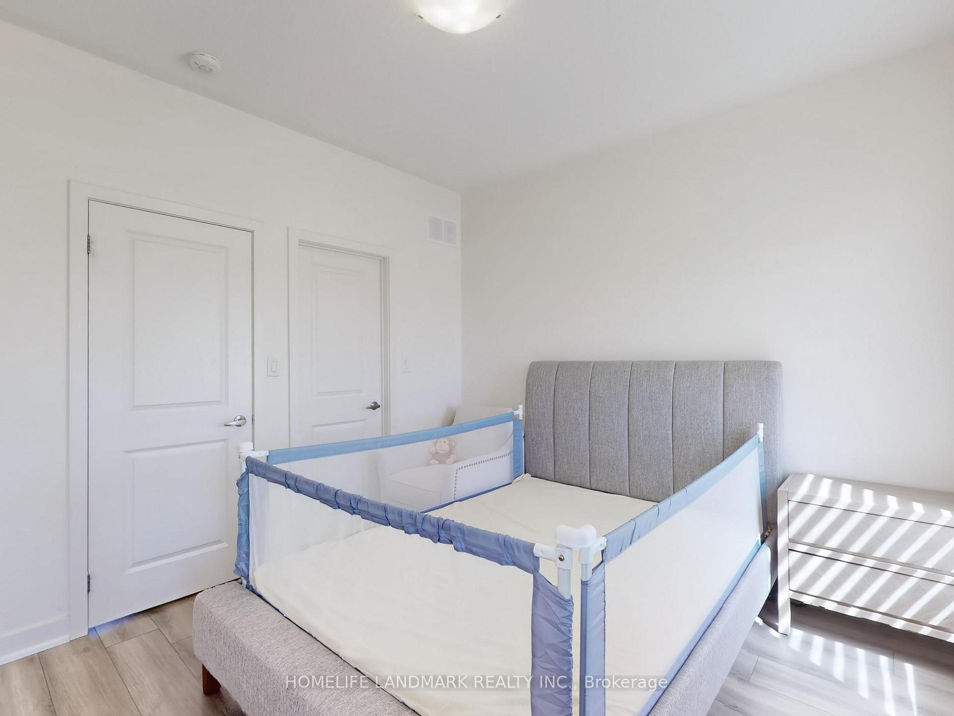 Photo 18 of 22 Carpaccio Avenue, Vaughan, Vellore Village — HOMEH