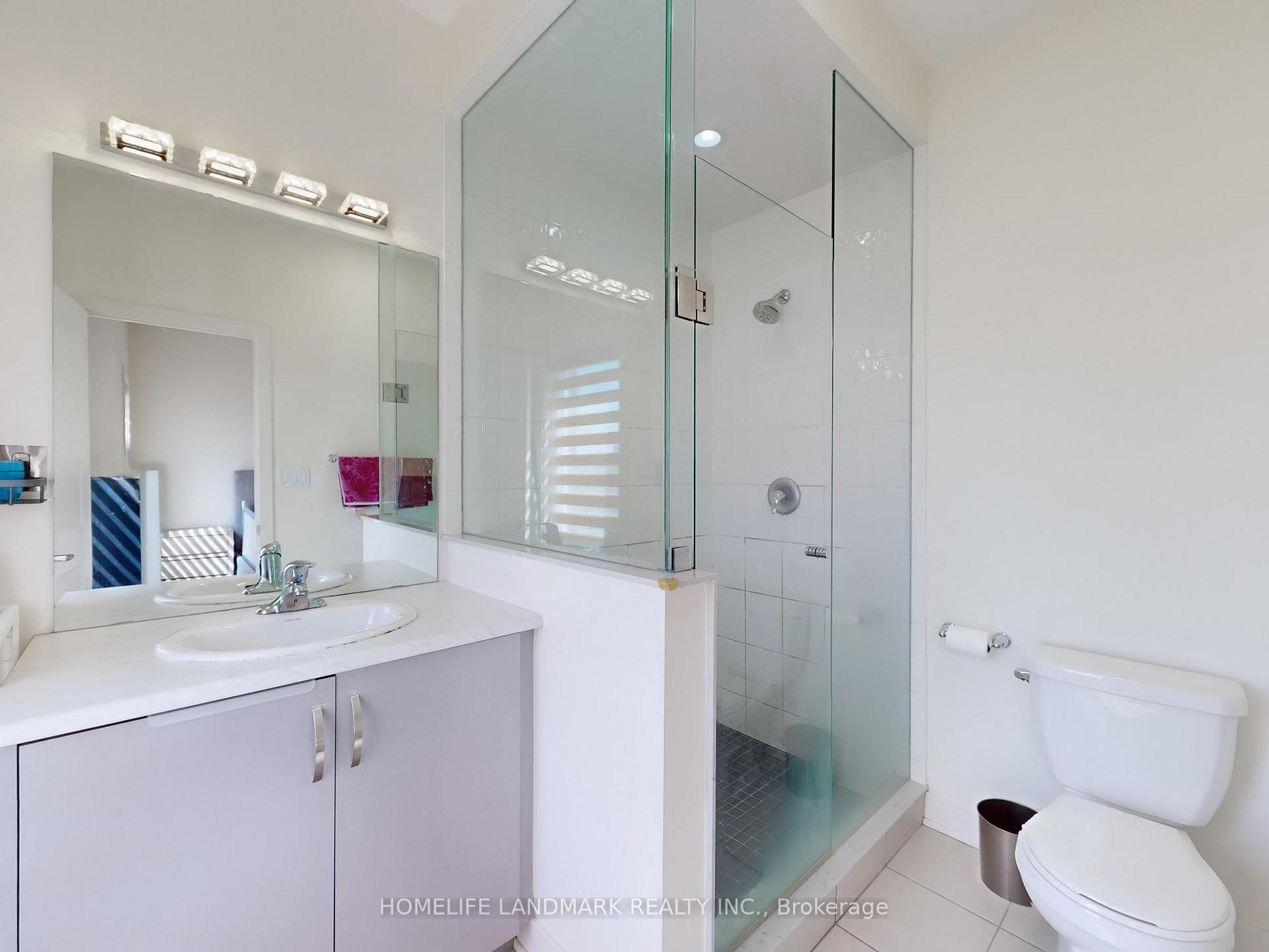 Photo 20 of 22 Carpaccio Avenue, Vaughan, Vellore Village — HOMEH